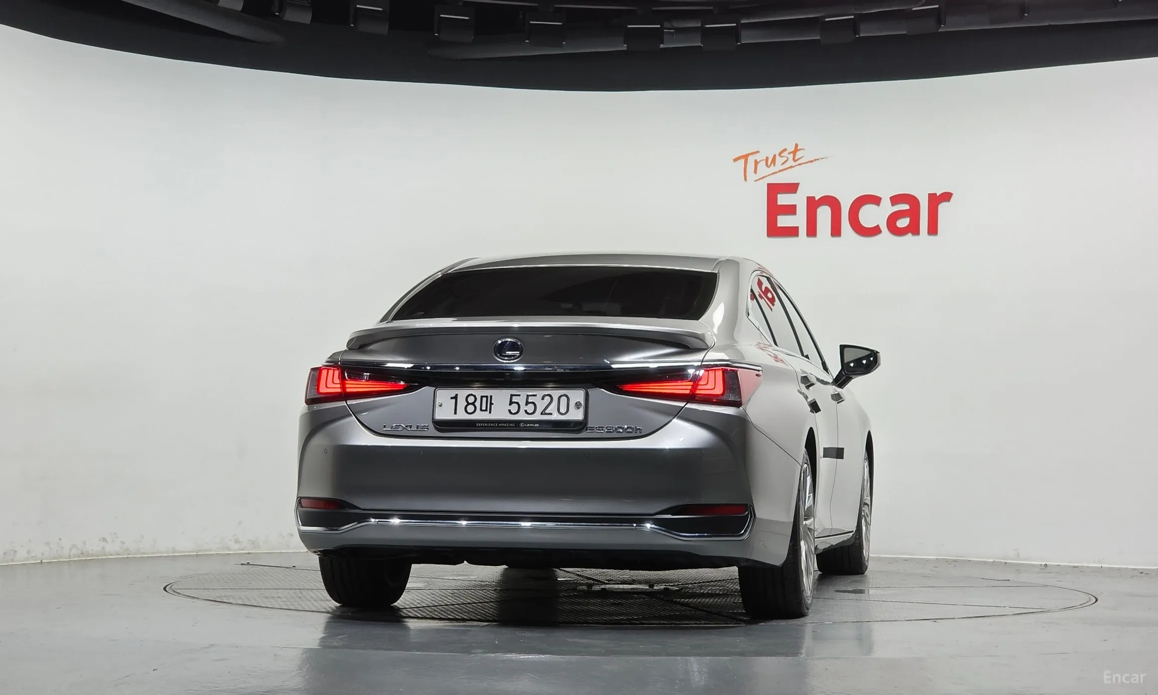 Lexus ES300h 7th Generation превью 4
