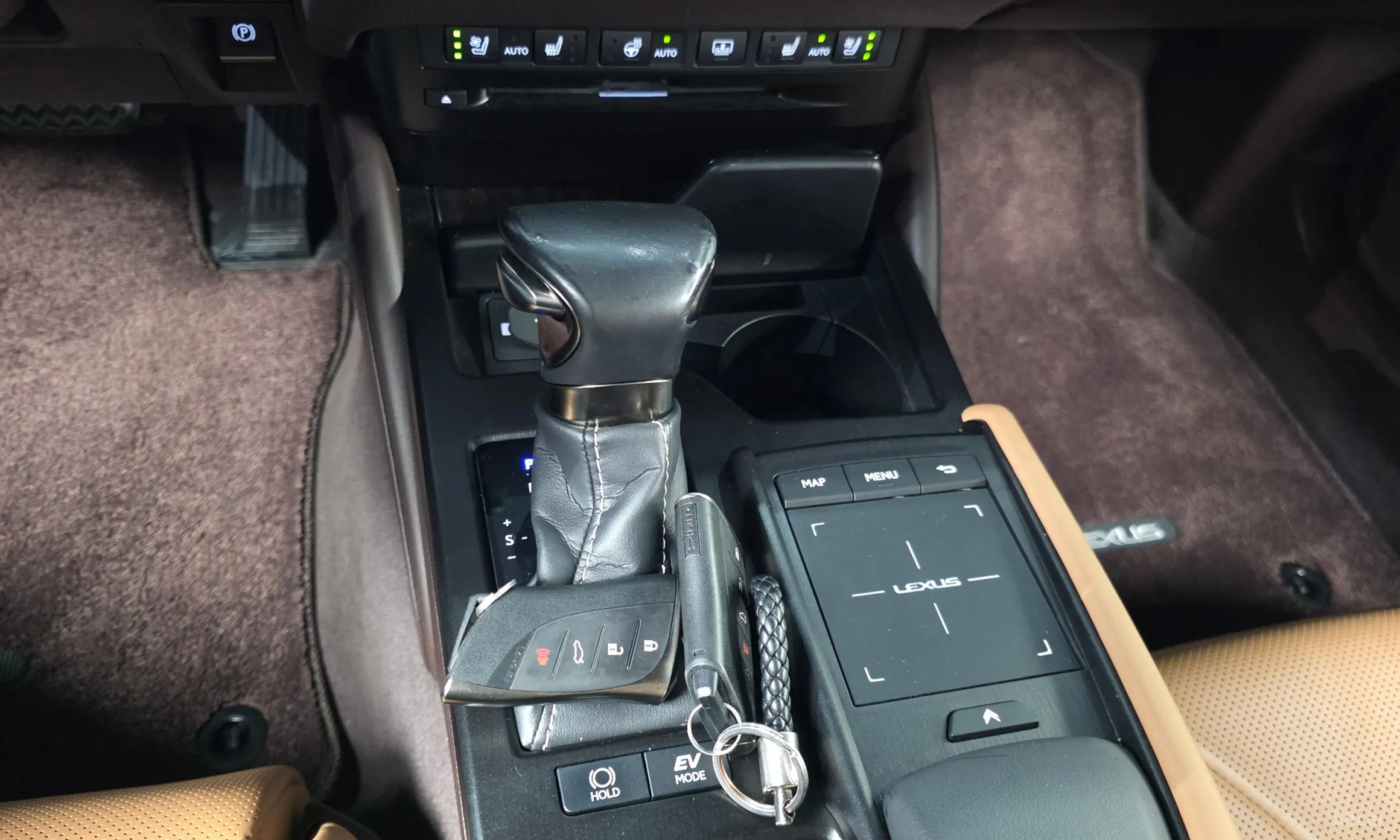 Lexus ES300h 7th Generation превью 9