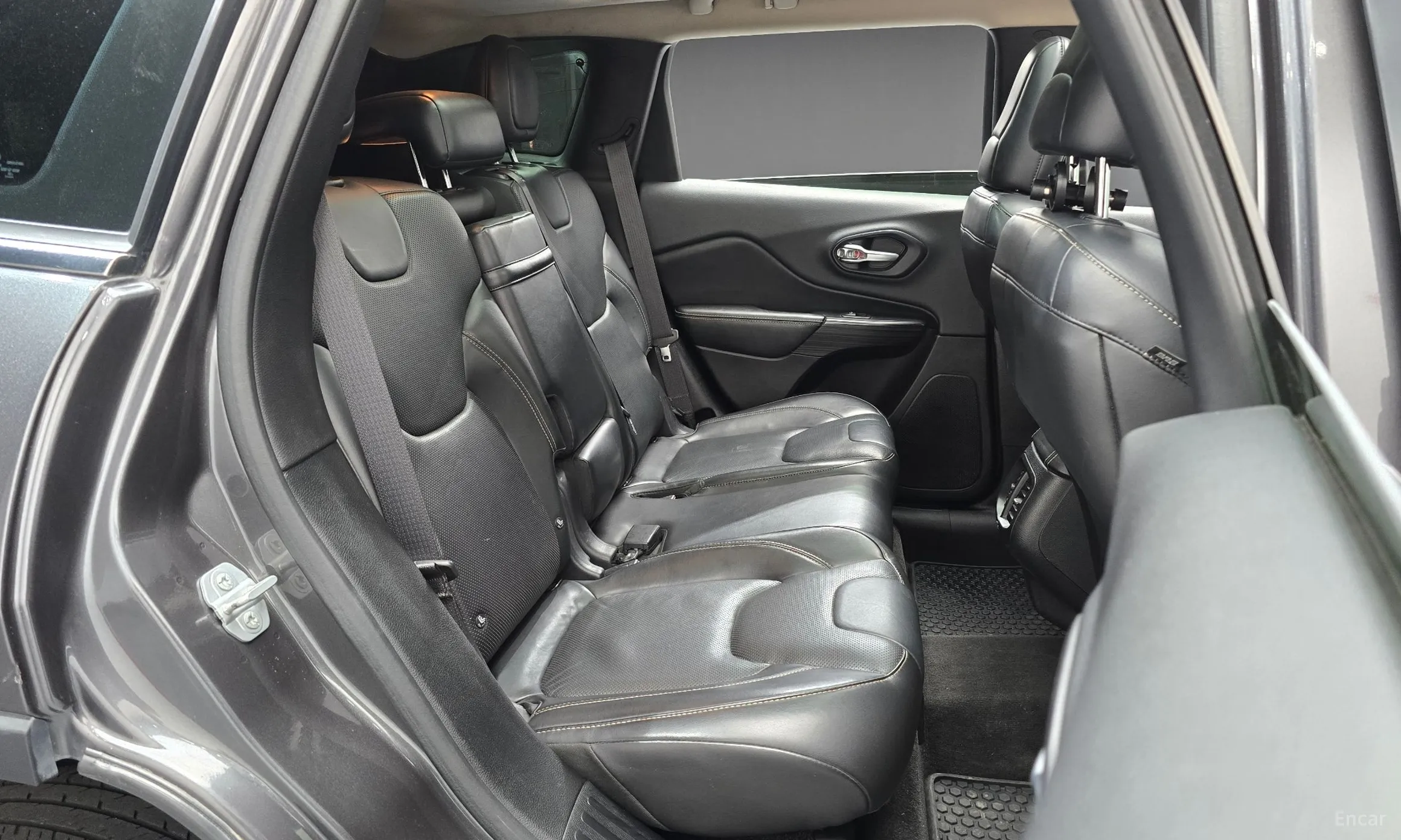 Jeep Cherokee (KL) превью 11