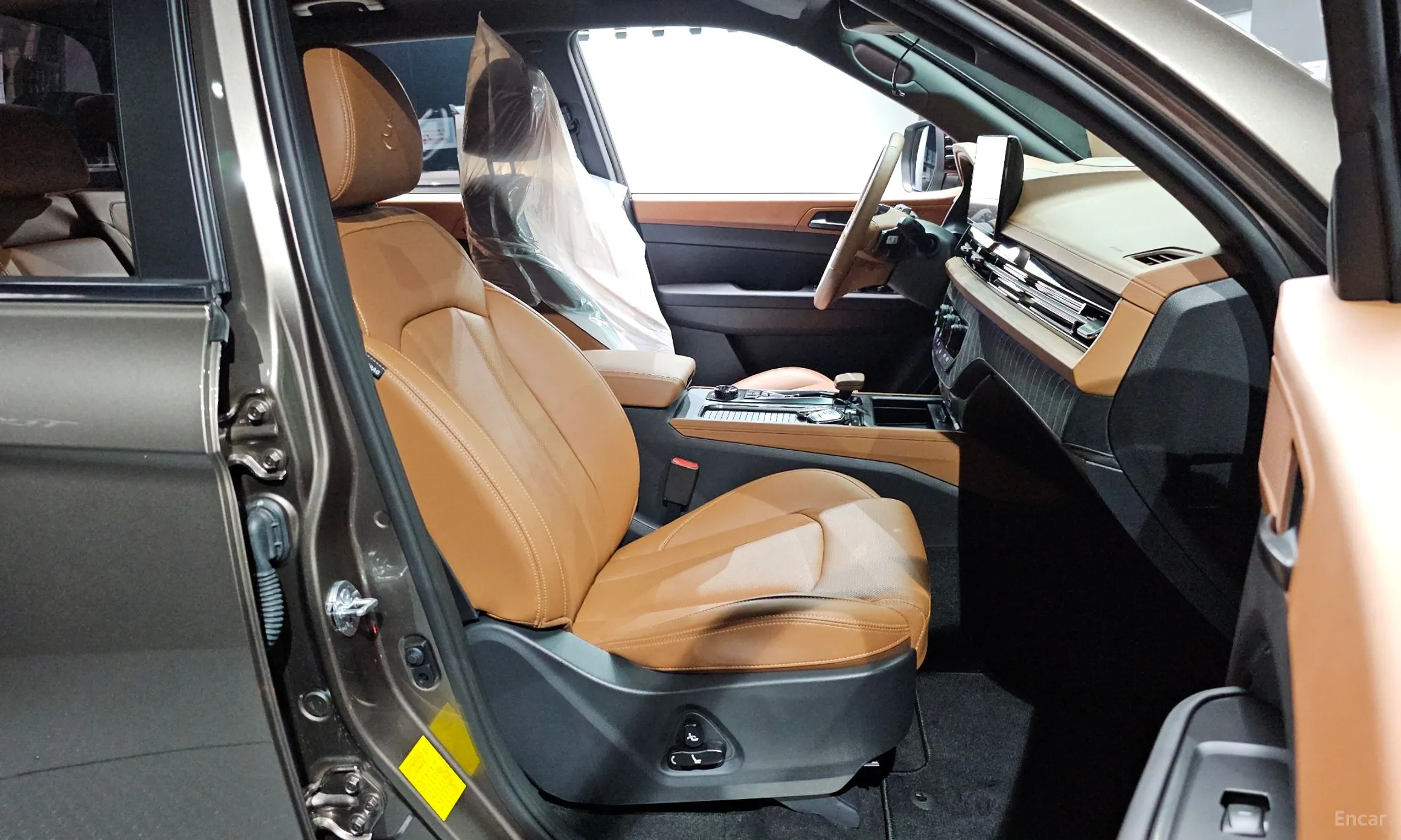 KG Mobility (SsangYong) Musso (Q300) превью 12