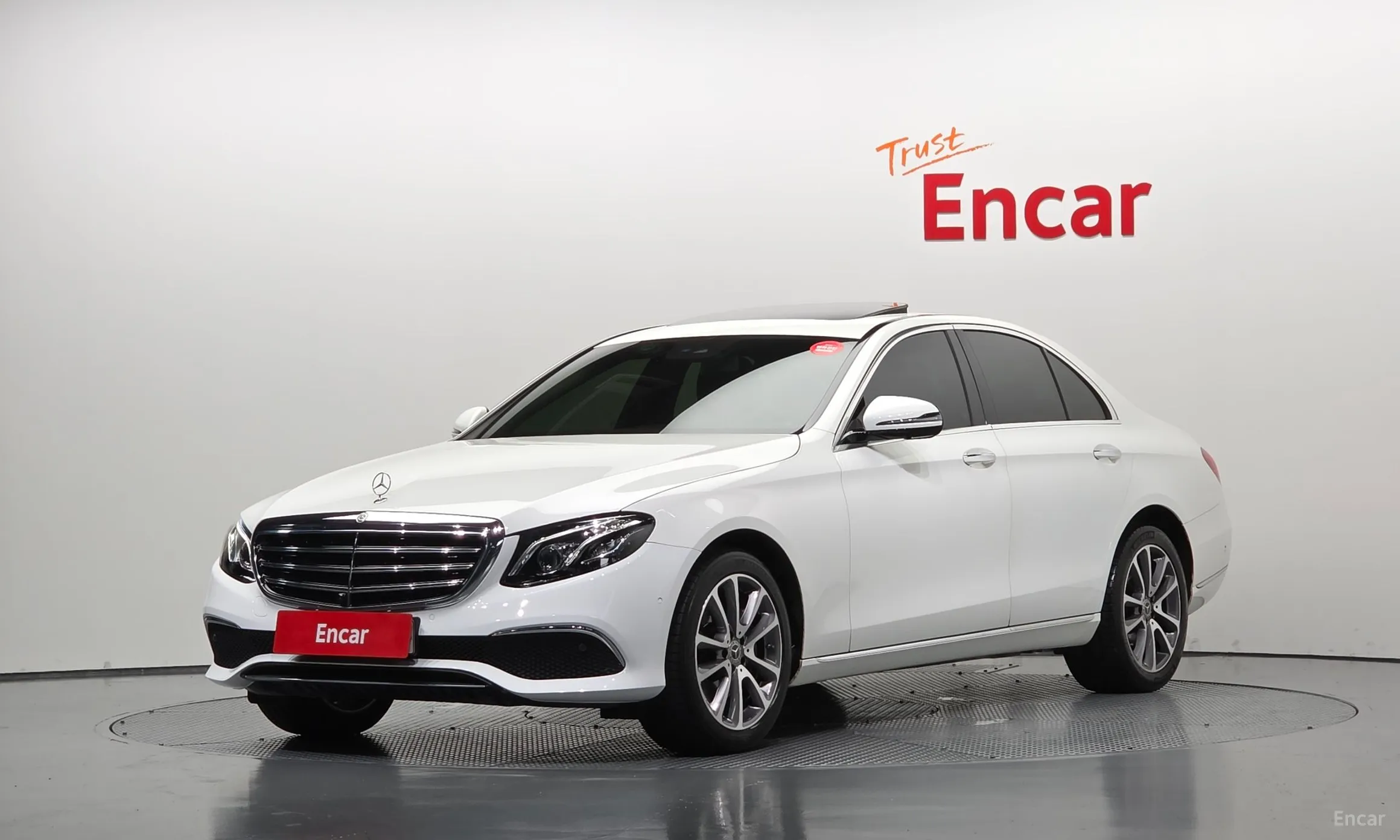 Mercedes Benz E-Class W213