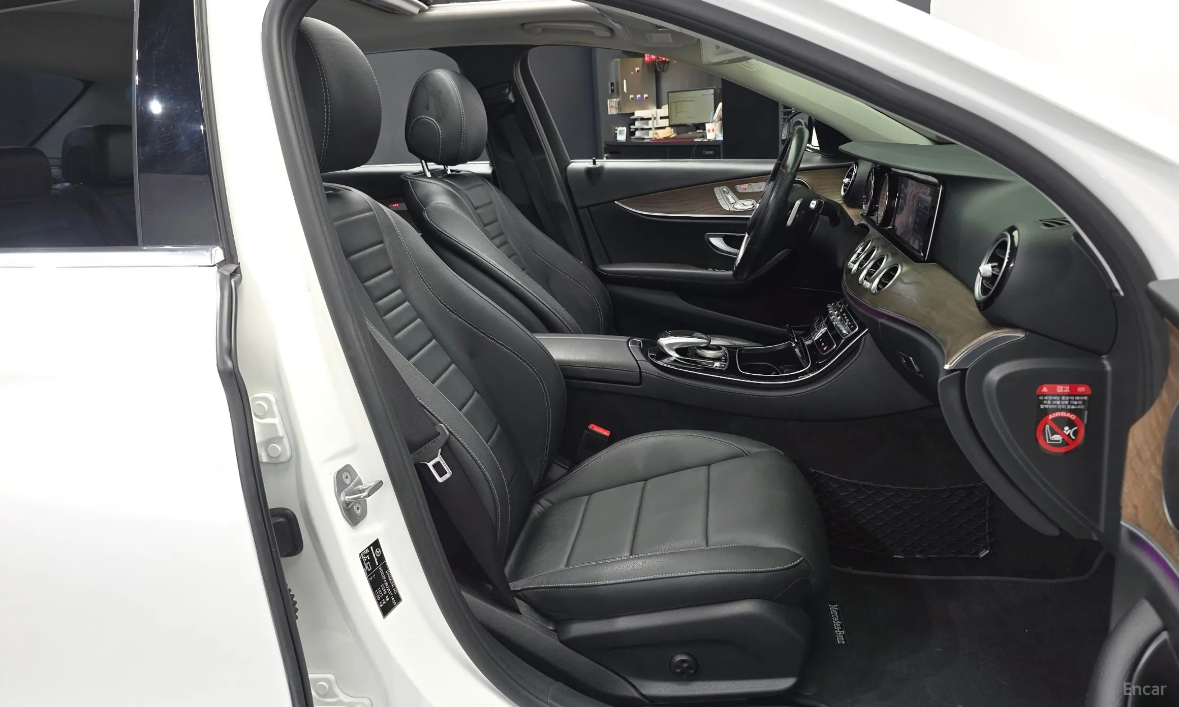 Mercedes Benz E-Class W213 превью 11