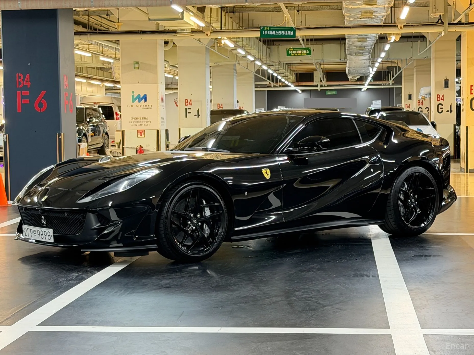 Ferrari 812 Superfast
