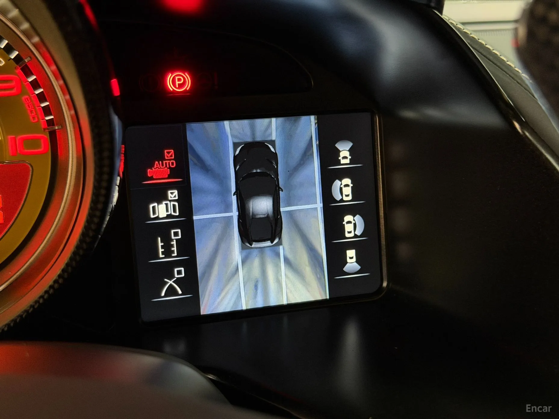 Ferrari 812 Superfast превью 17