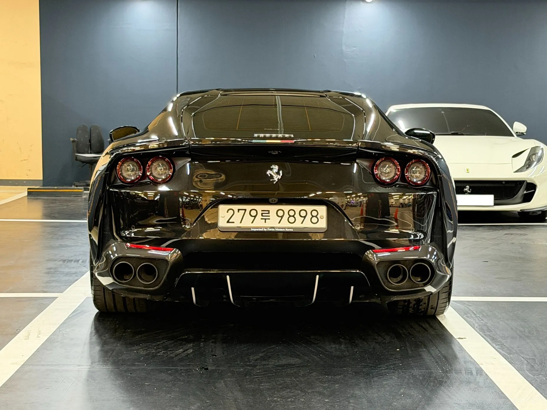 Ferrari 812 Superfast превью 4