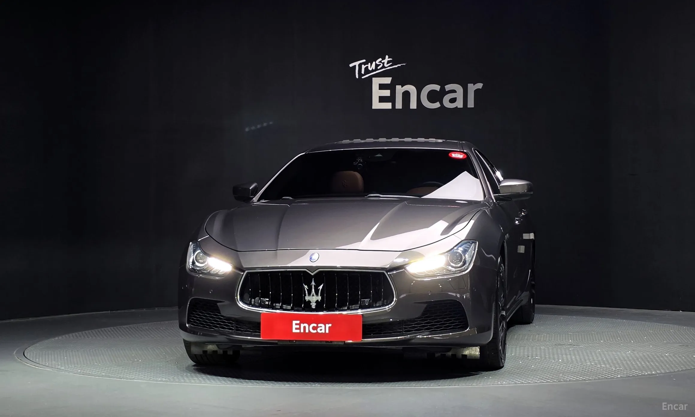 Maserati Ghibli превью 3