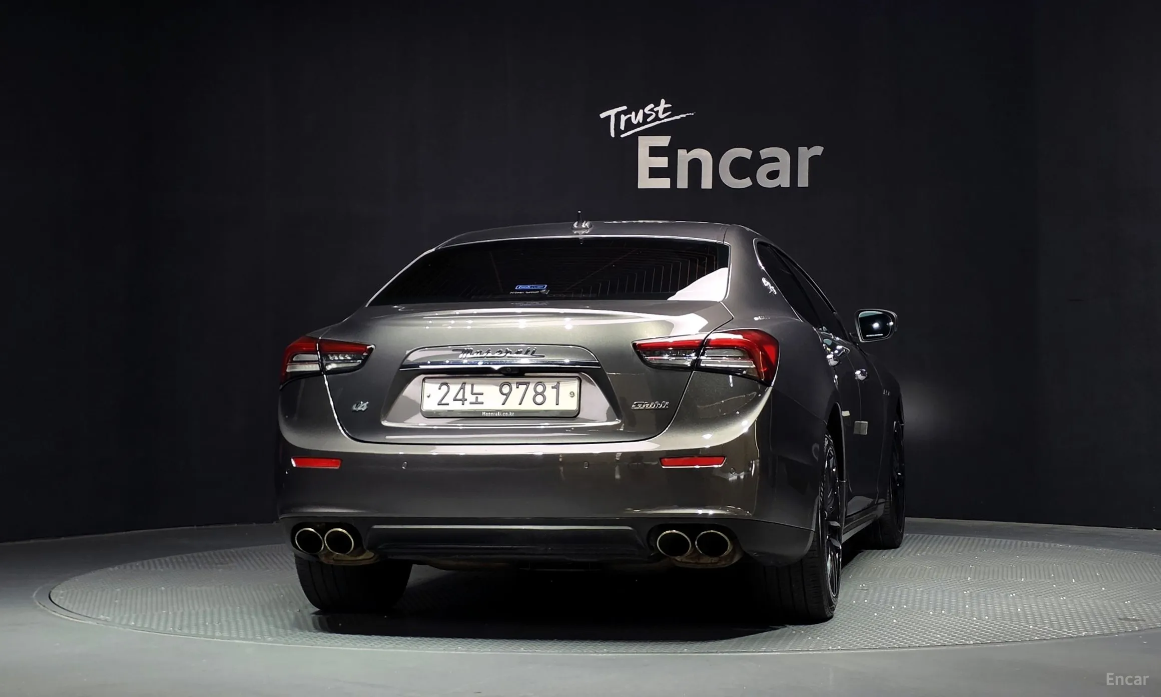 Maserati Ghibli превью 4