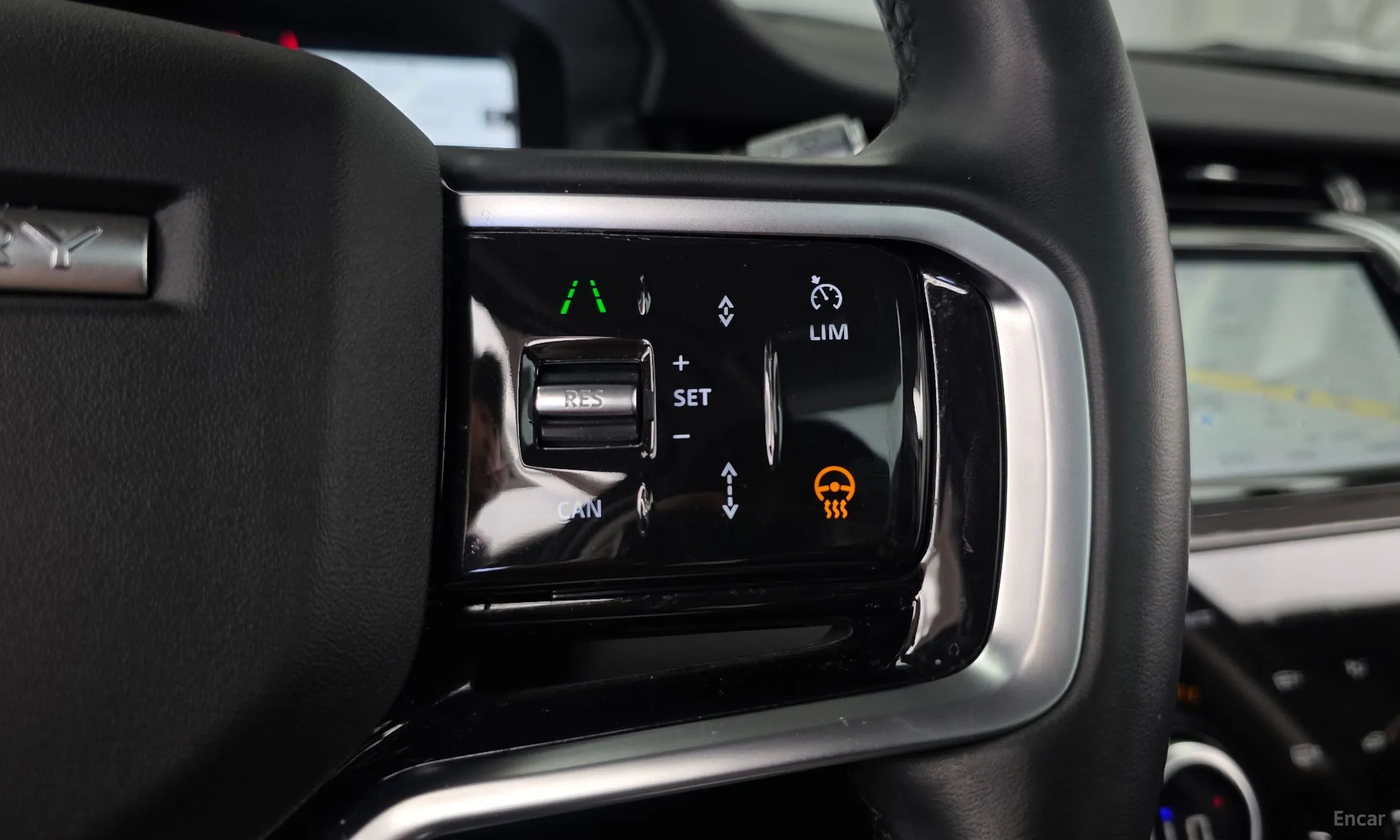 Land Rover Discovery Sports превью 16