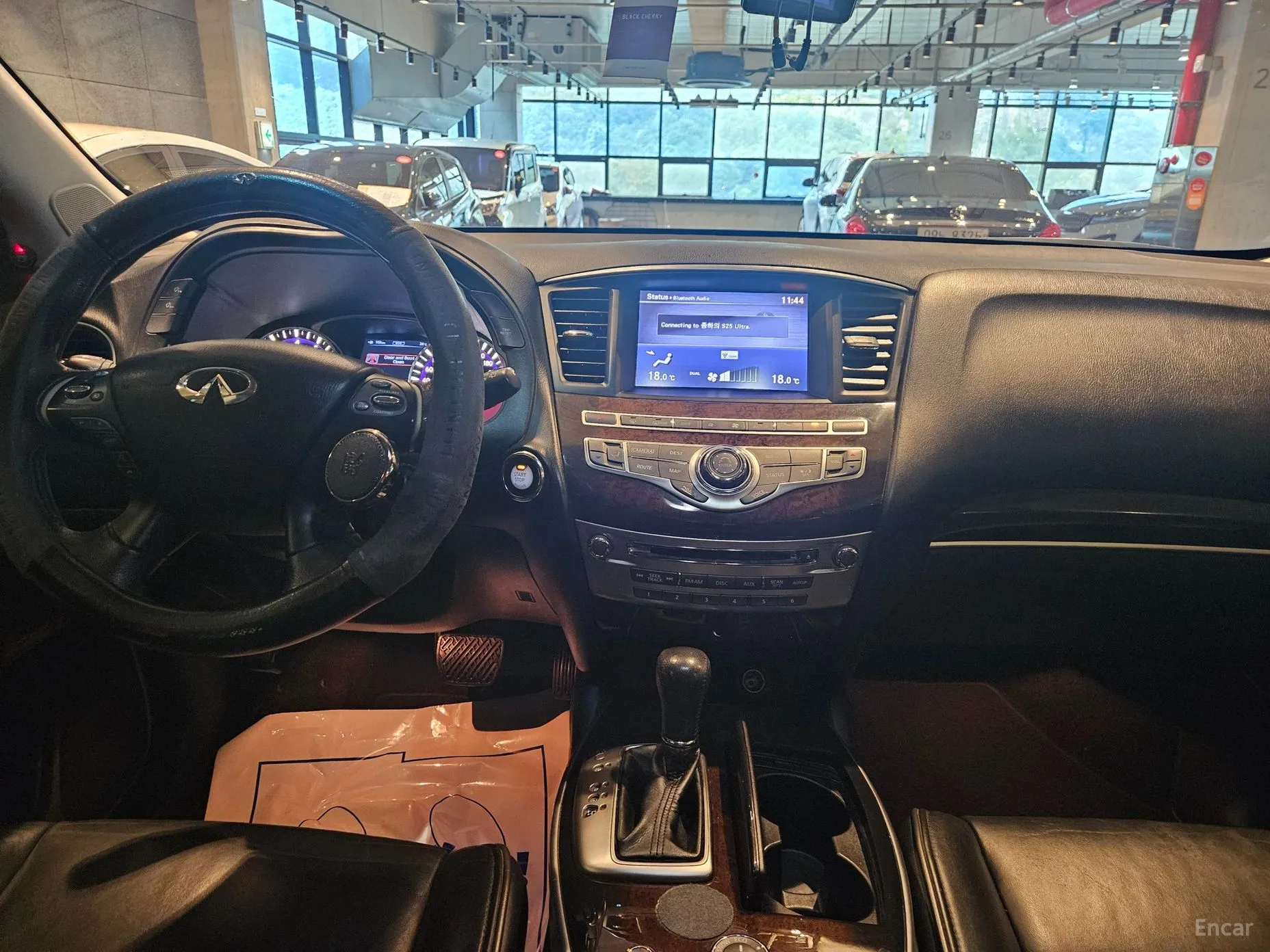 Infiniti JX35 превью 6