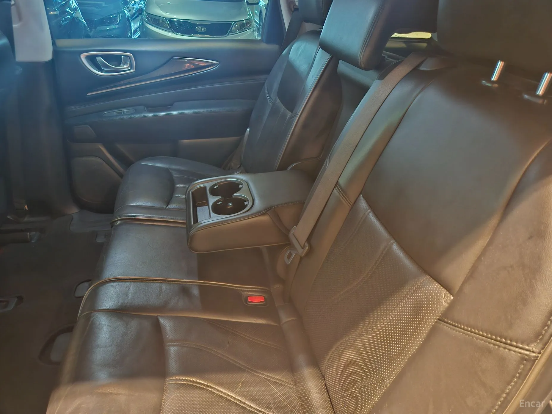 Infiniti JX35 превью 7