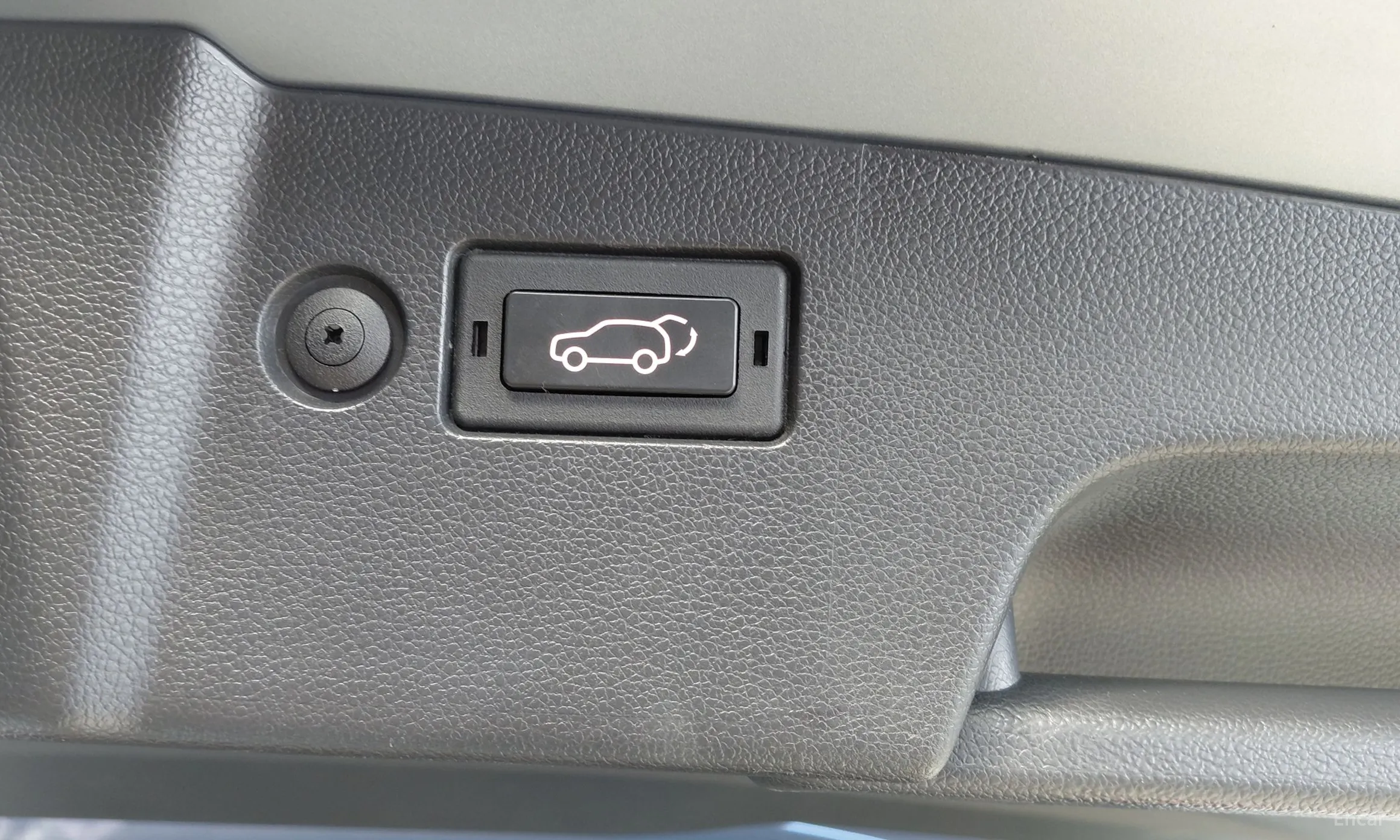 KG Mobility (SsangYong) Torres превью 18