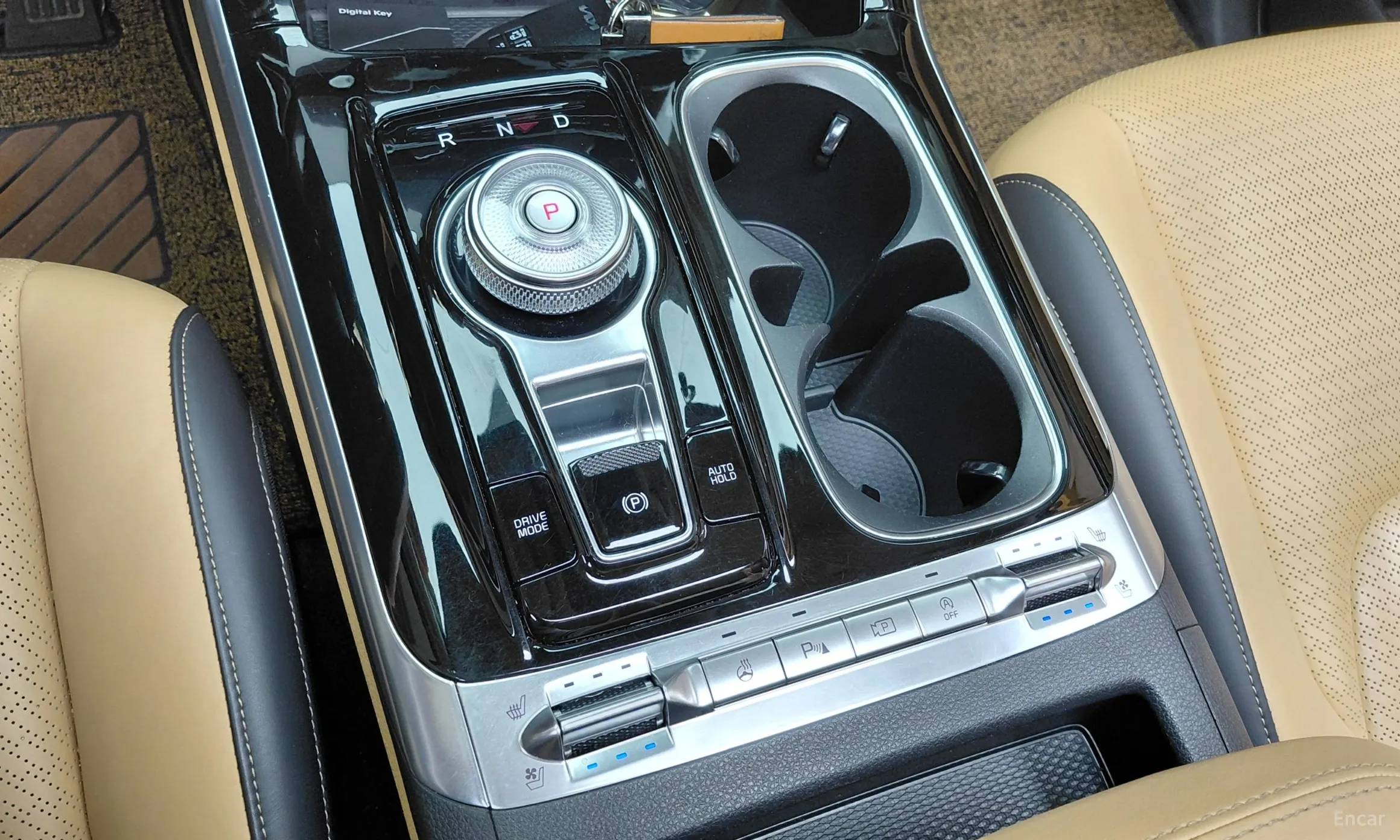 Kia Carnival Gen 4 превью 9
