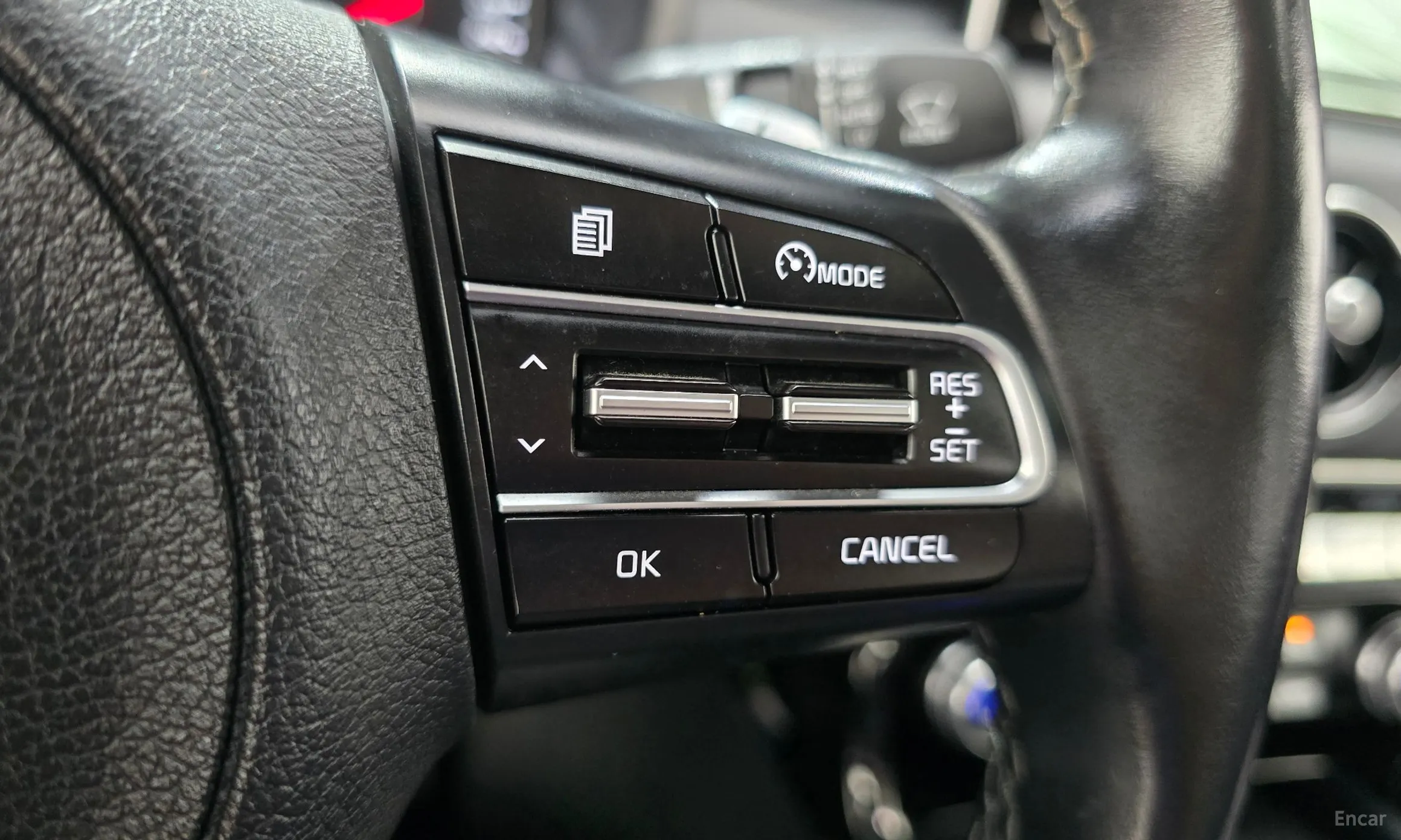 Kia Stinger превью 17