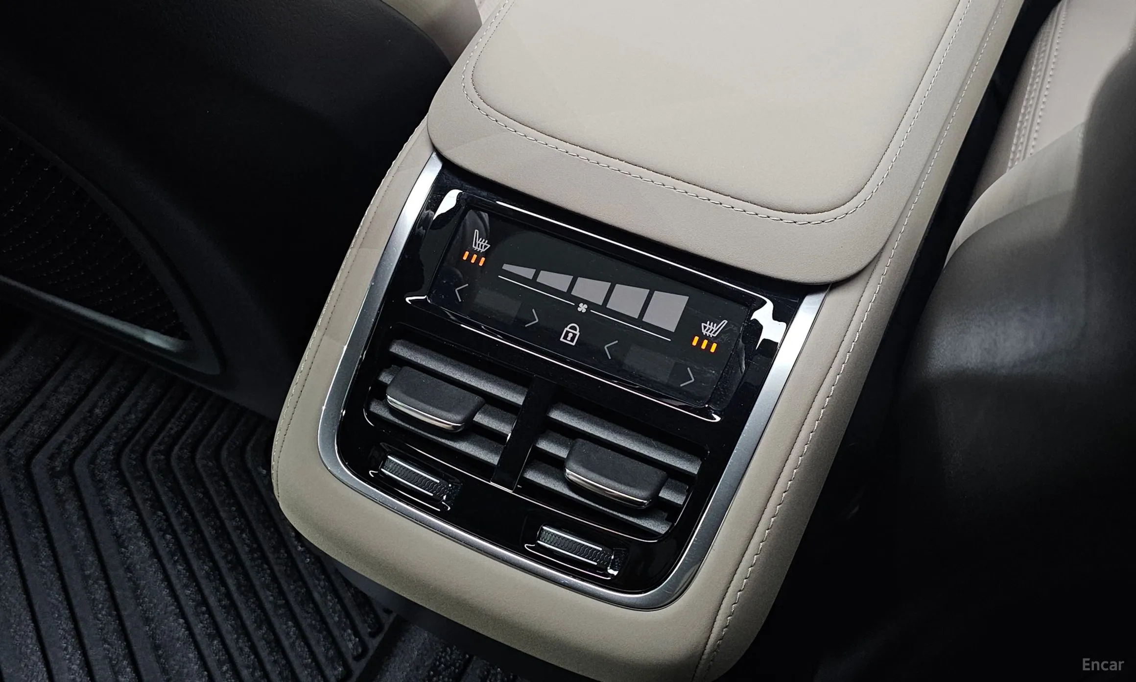 Volvo XC90 Gen 2 превью 17