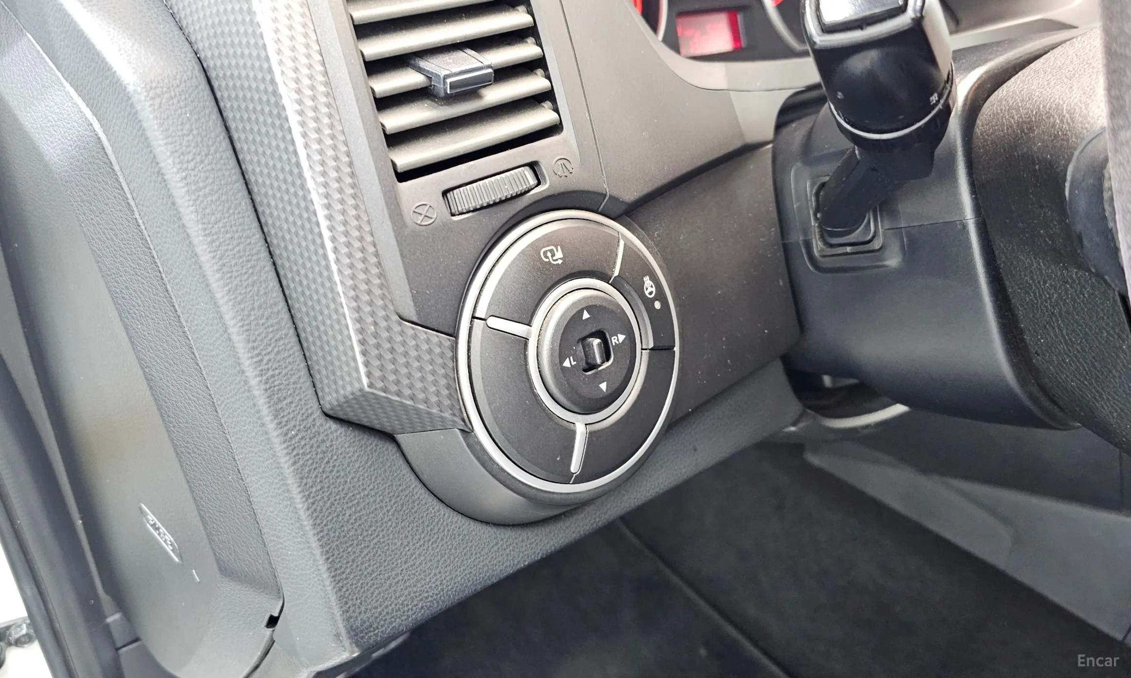 KG Mobility (SsangYong) Korando Sports превью 16