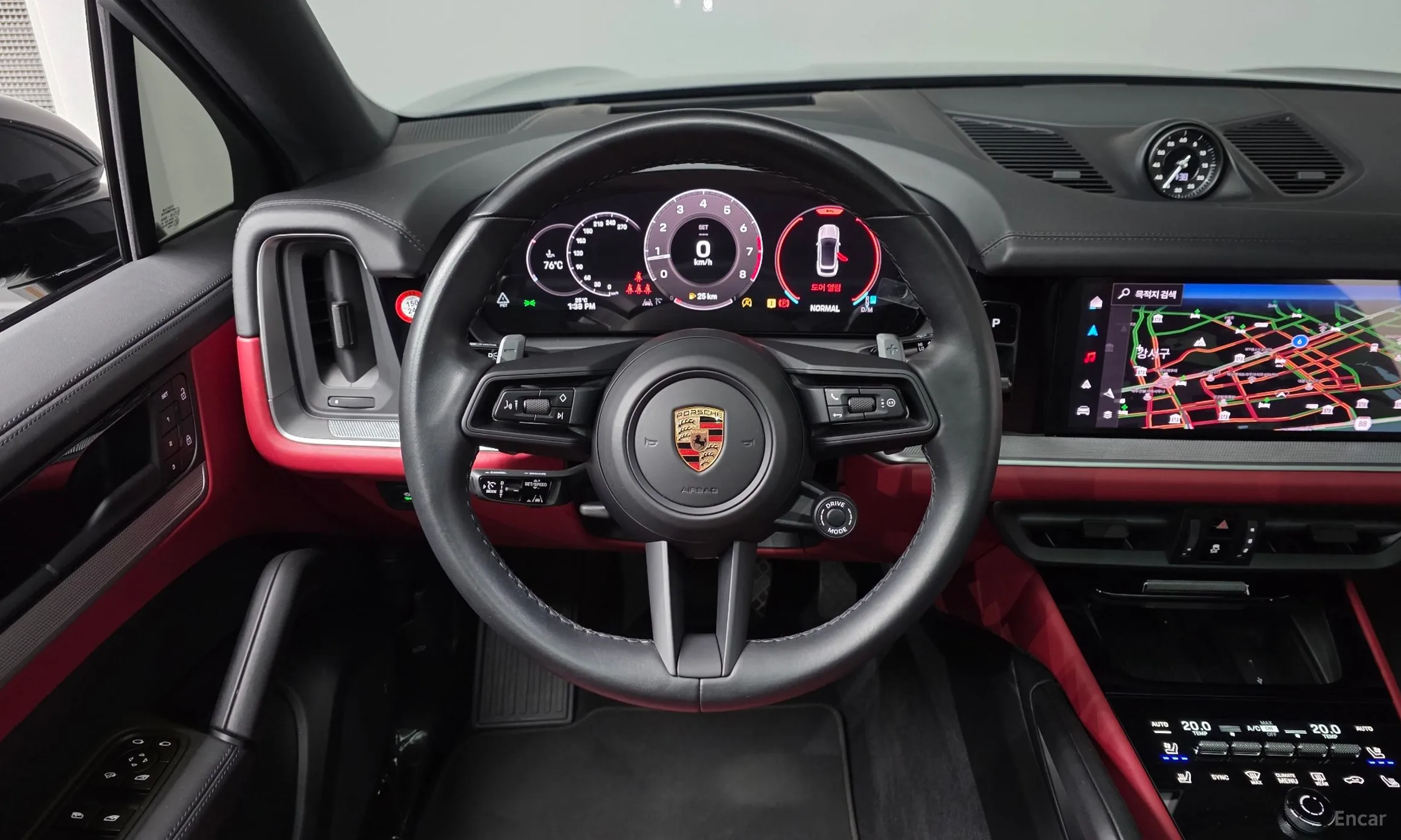 Porsche Cayenne (PO536) превью 13