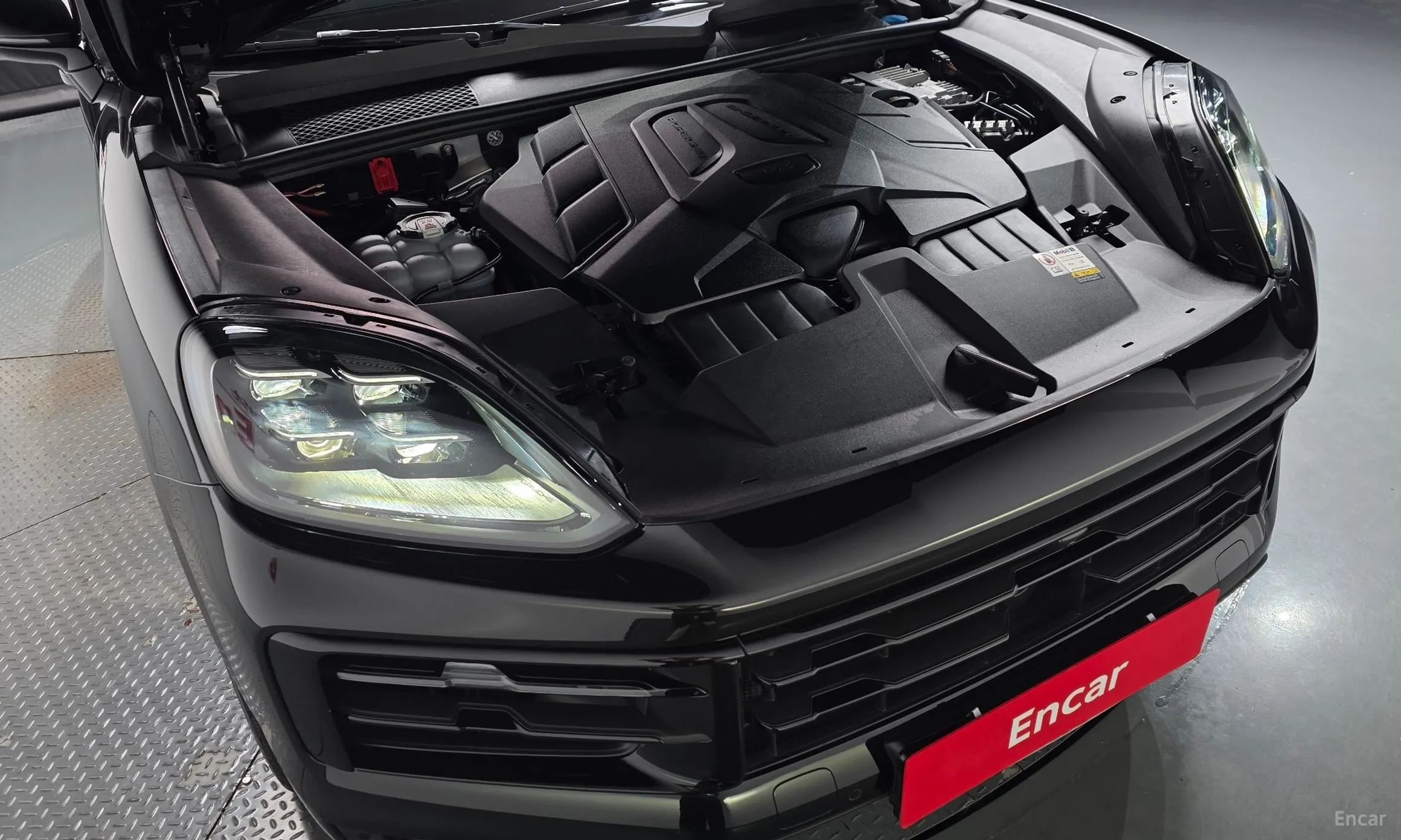 Porsche Cayenne (PO536) превью 6