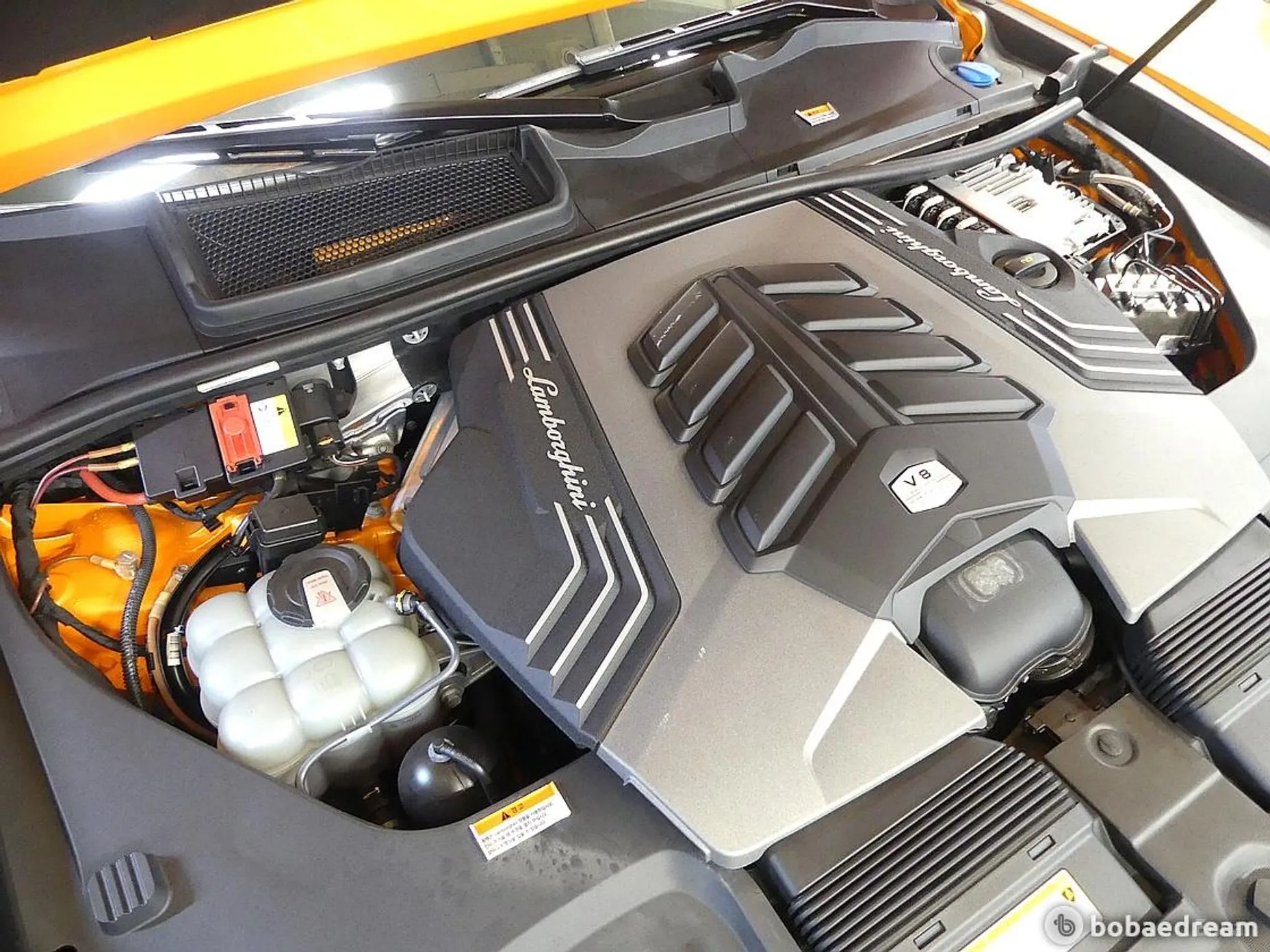Lamborghini Urus превью 5