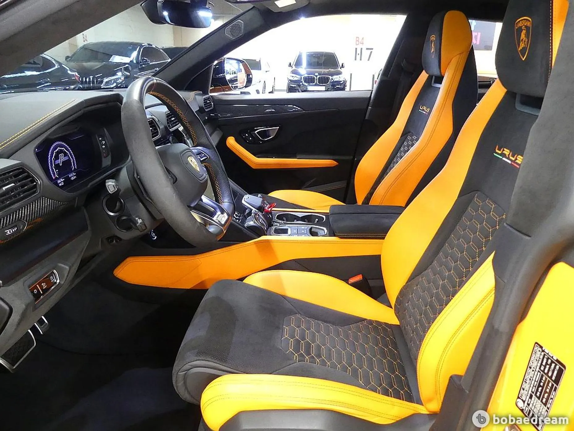 Lamborghini Urus превью 8