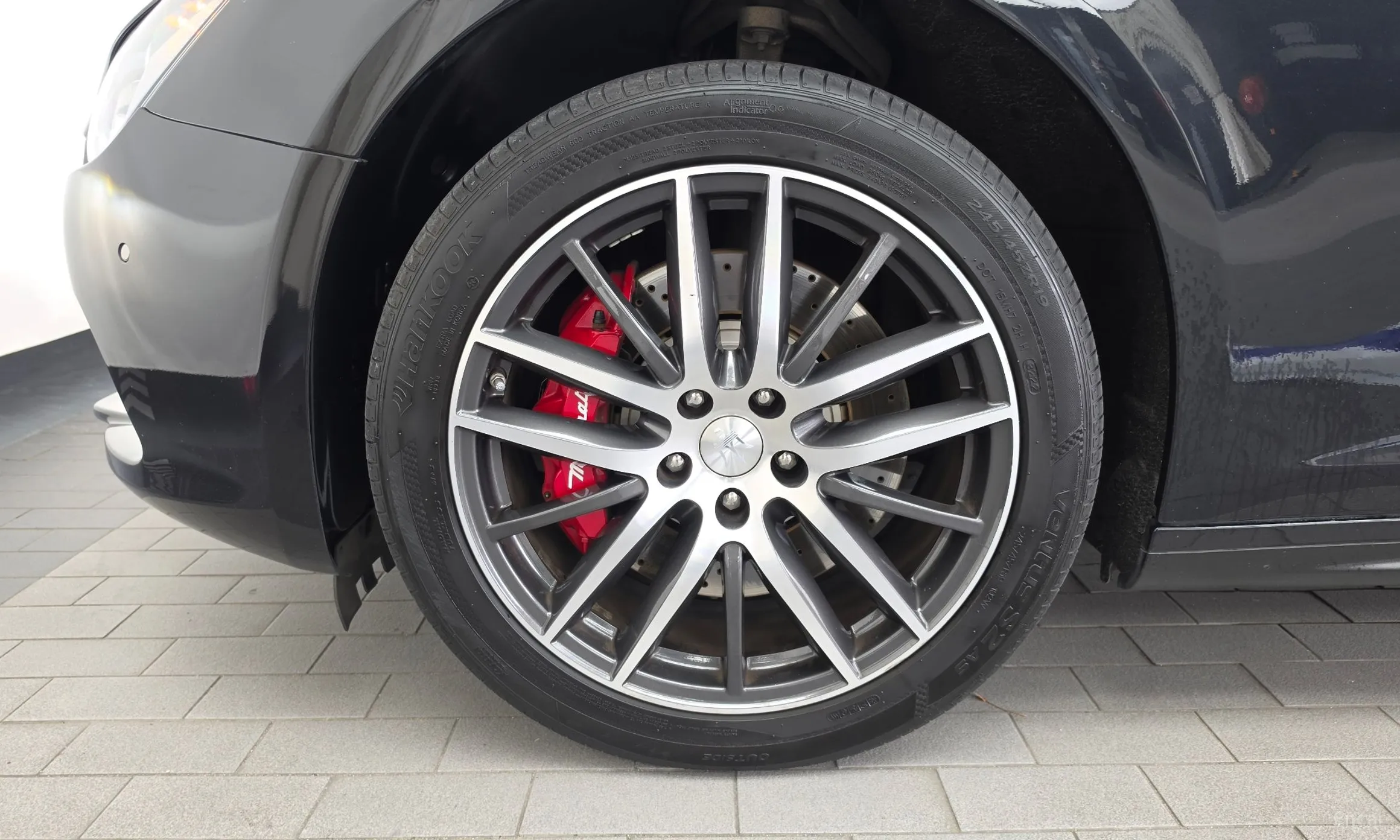 Maserati Ghibli превью 5