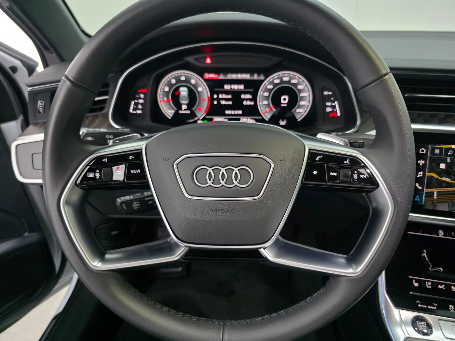 Audi A6 (C8) превью 13
