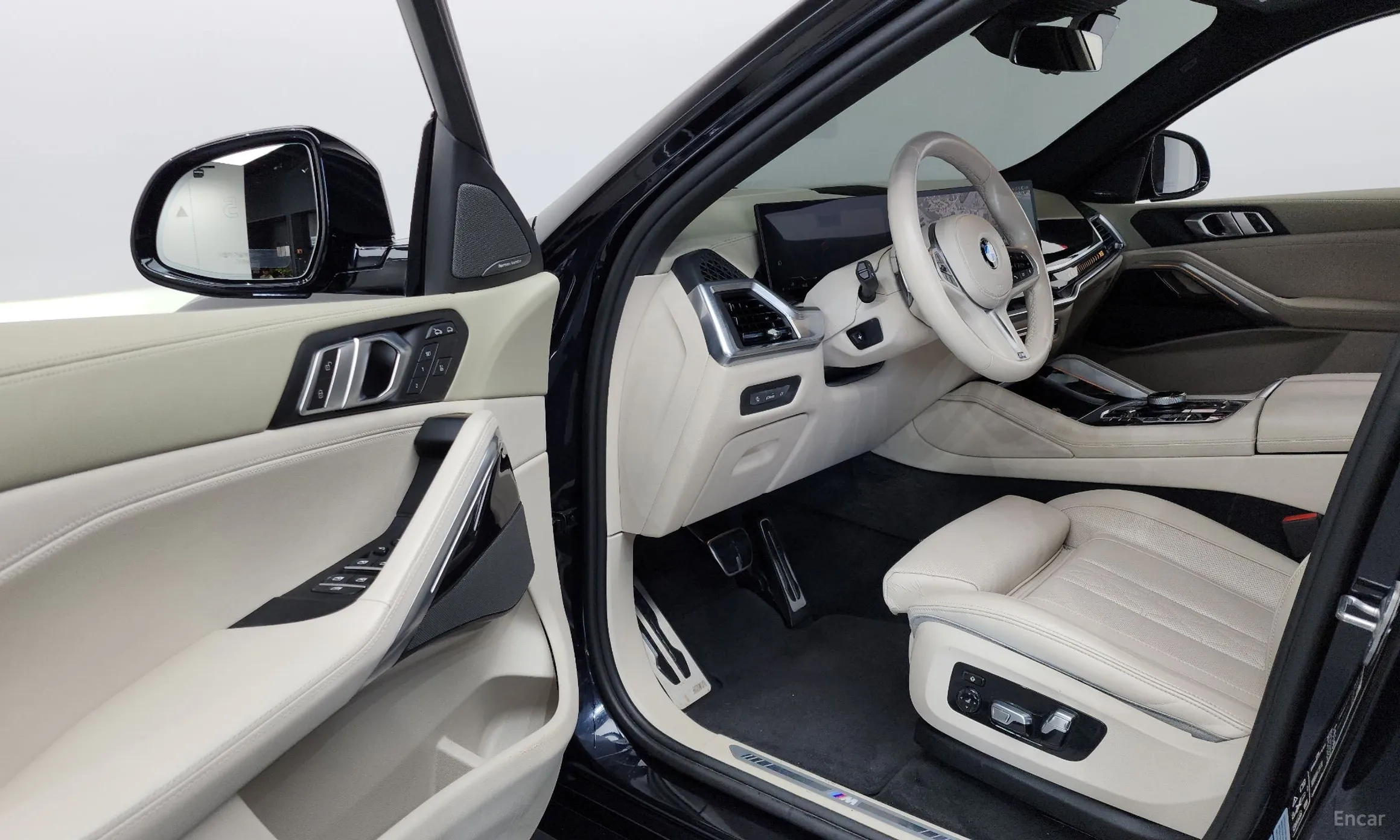 BMW X6 (G06) превью 10