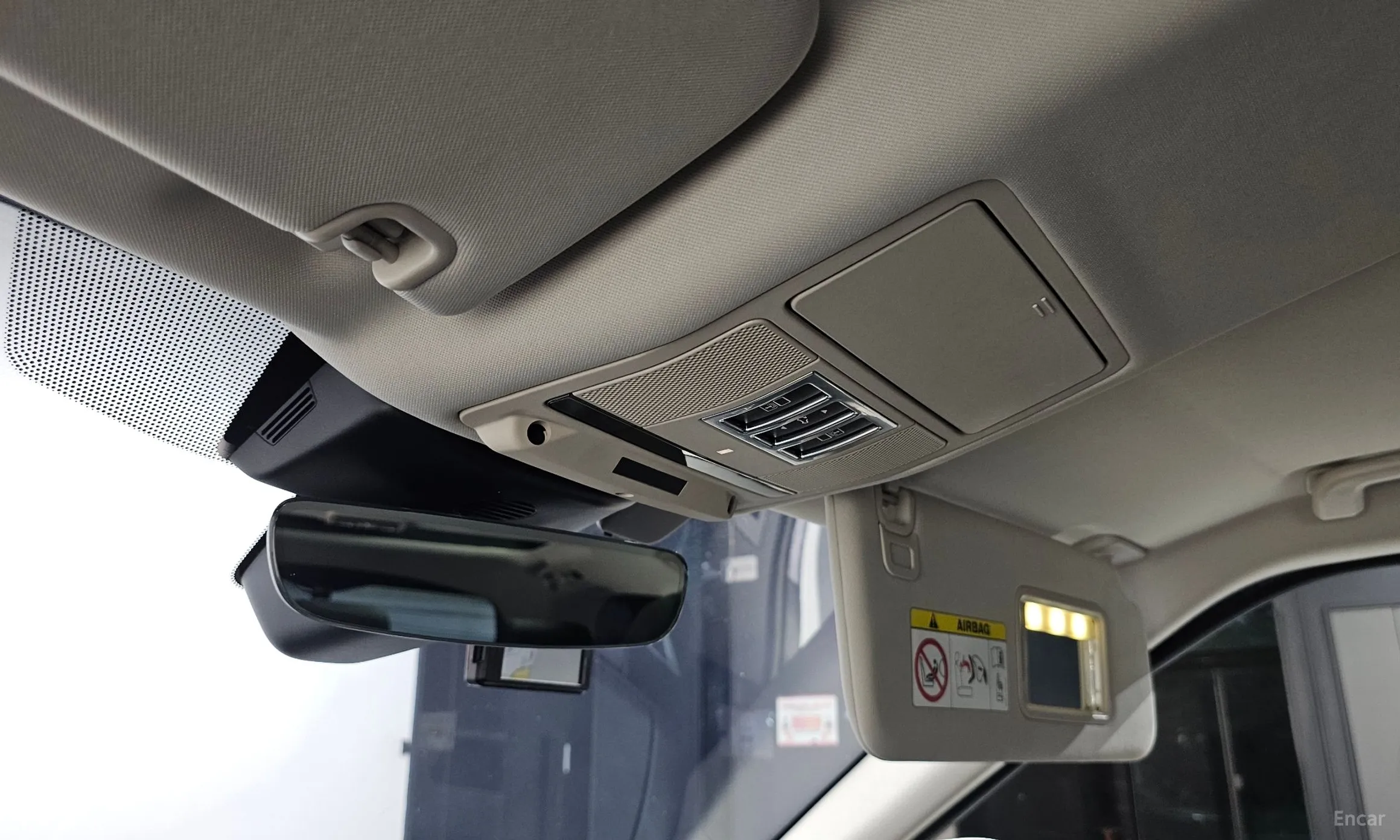Land Rover Discovery 5 превью 18