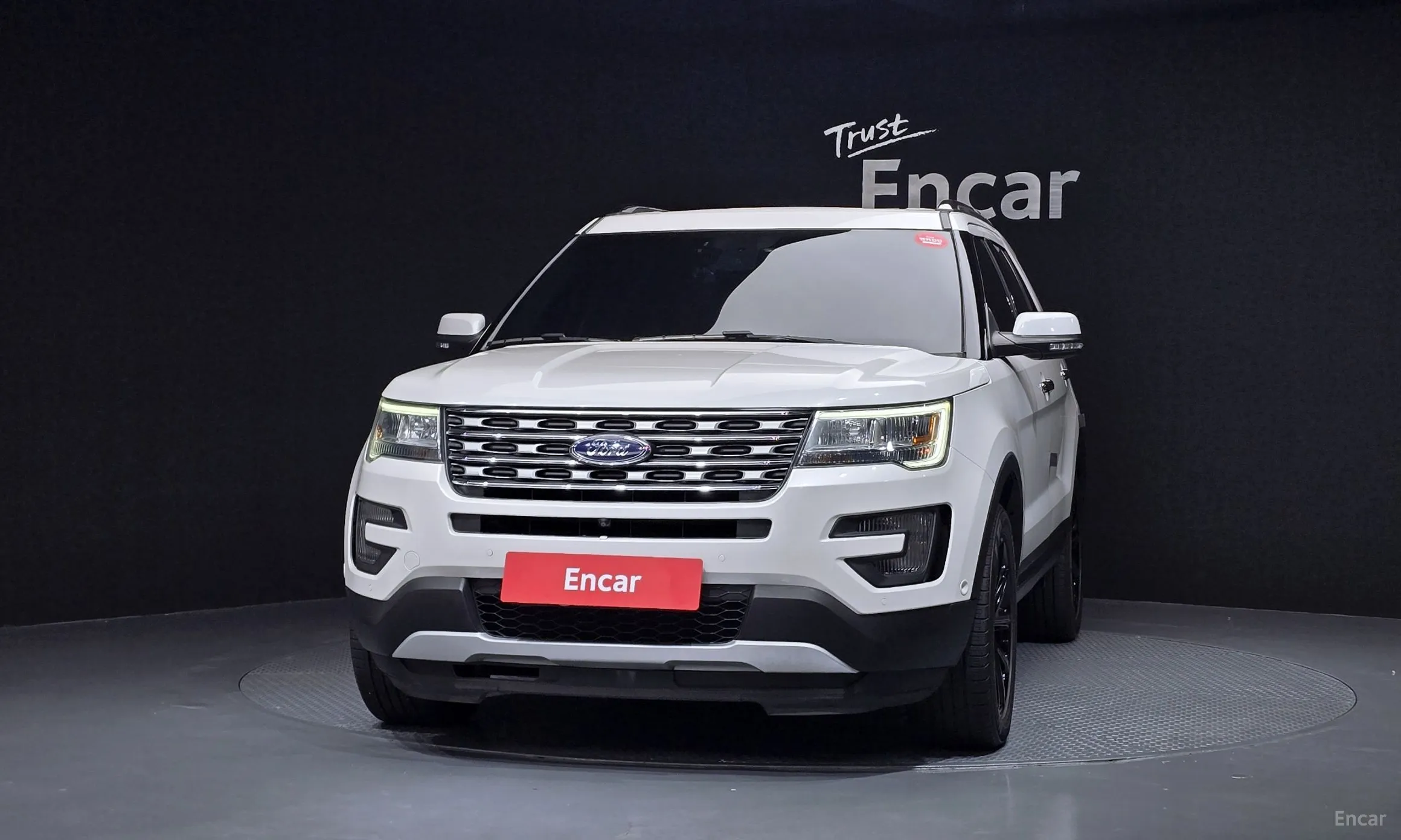 Ford Explorer превью 3