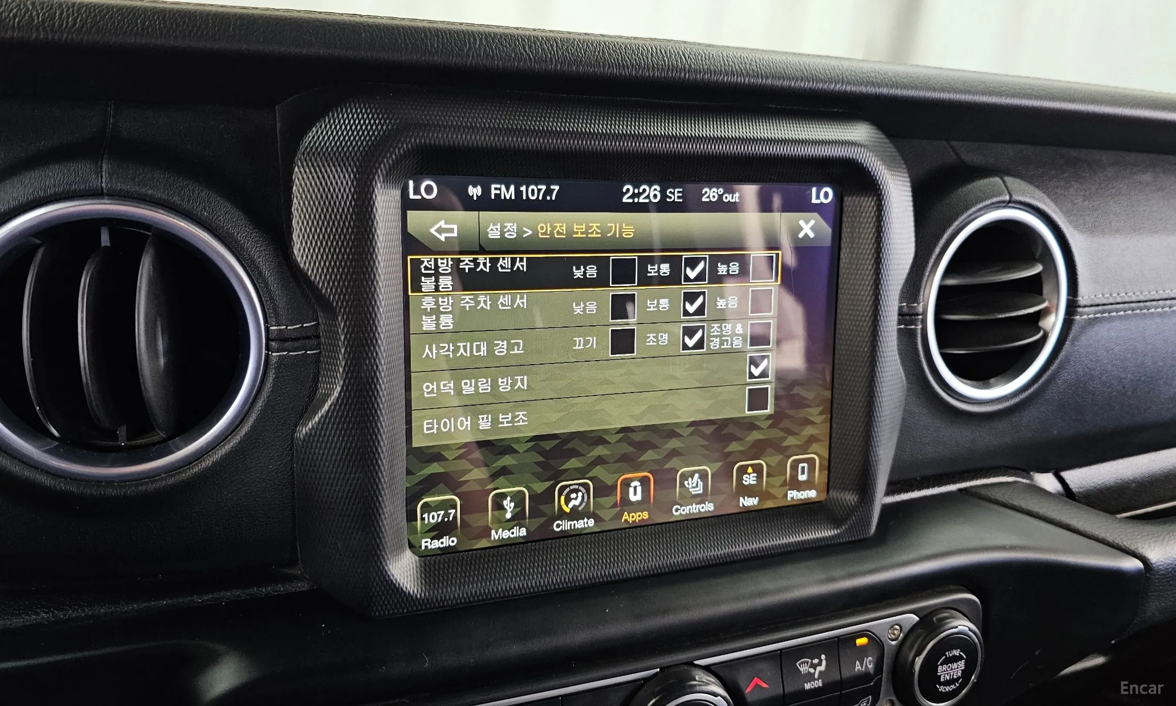 Jeep Wrangler (JL) превью 16