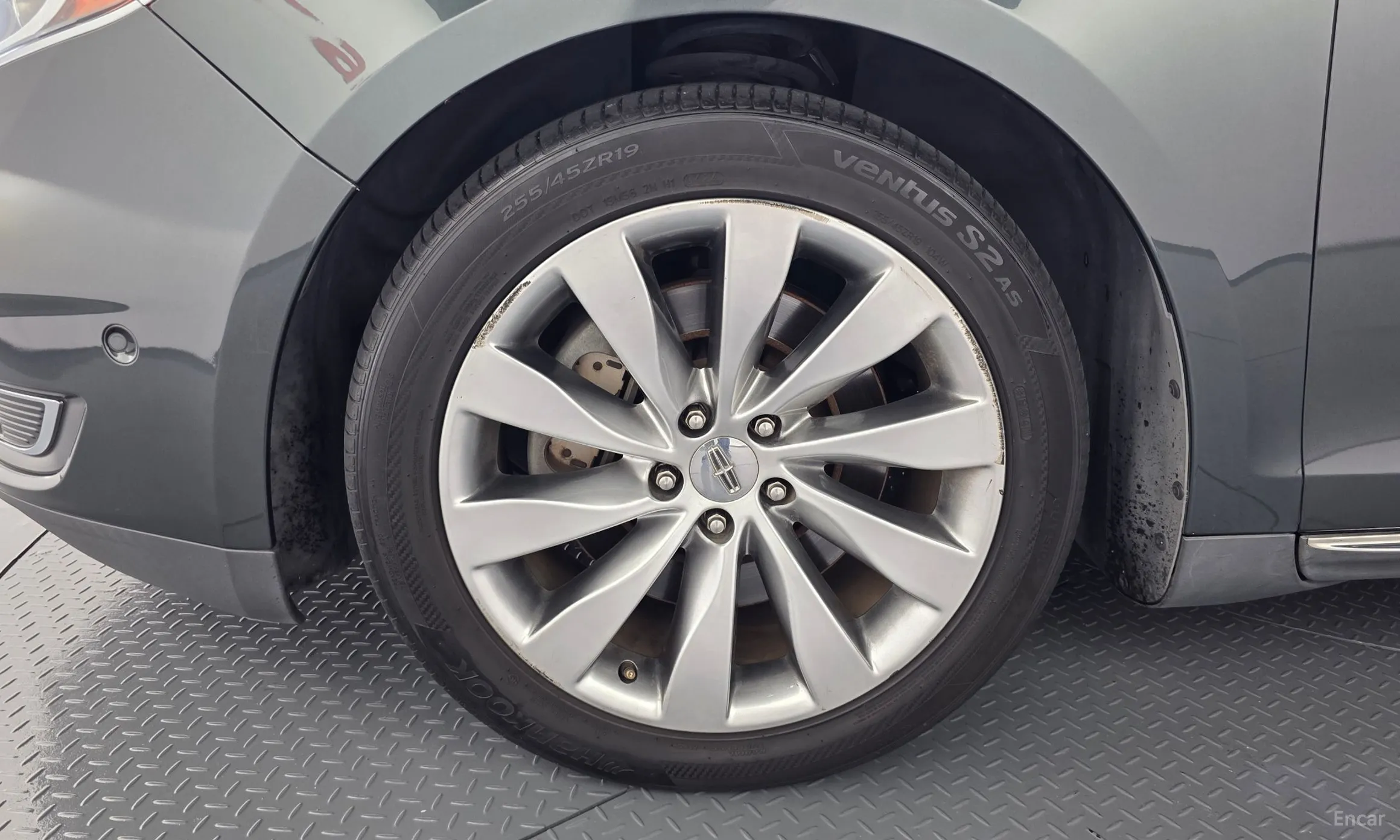 Lincoln New MKS превью 5