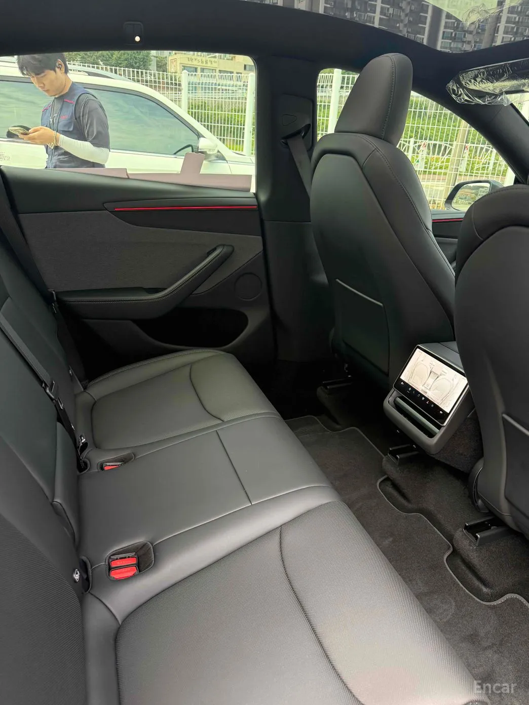 Tesla Model Y превью 10