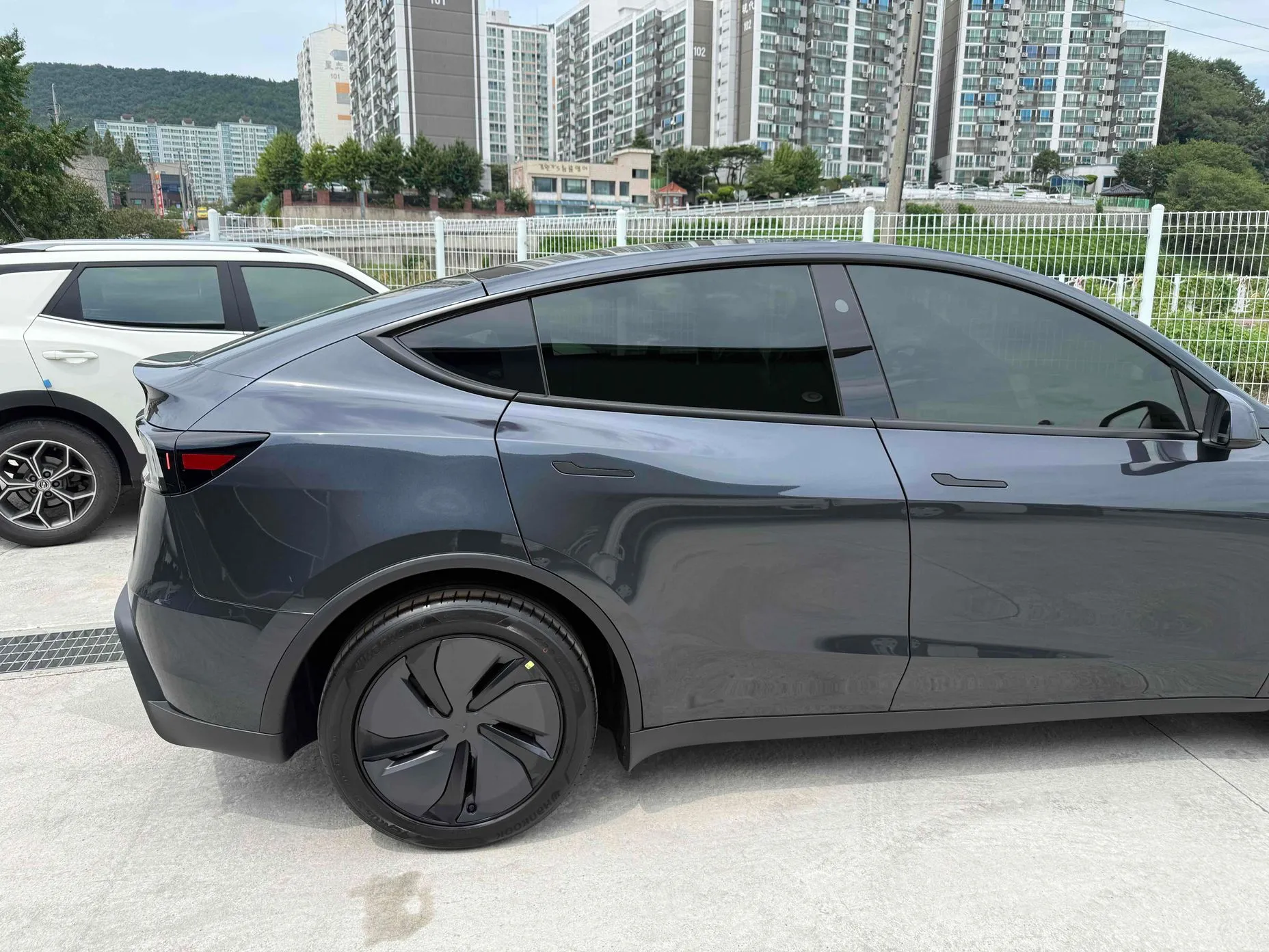 Tesla Model Y превью 4