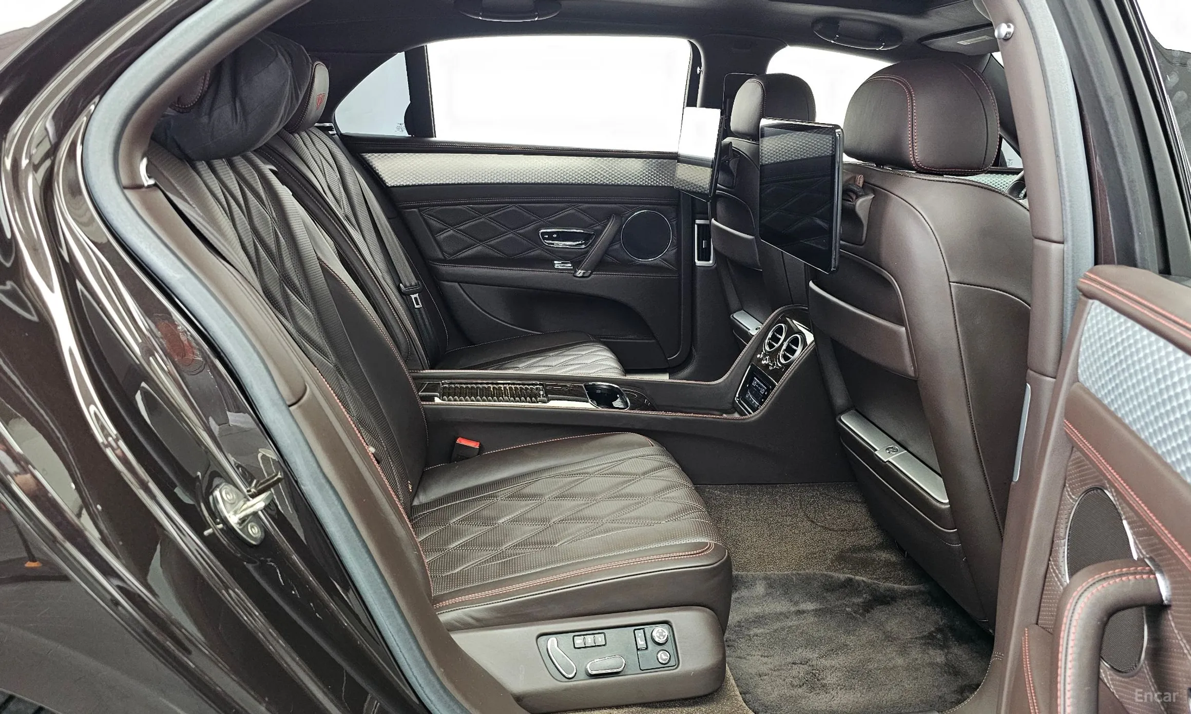 Bentley Flying Spur 2nd Generation превью 12