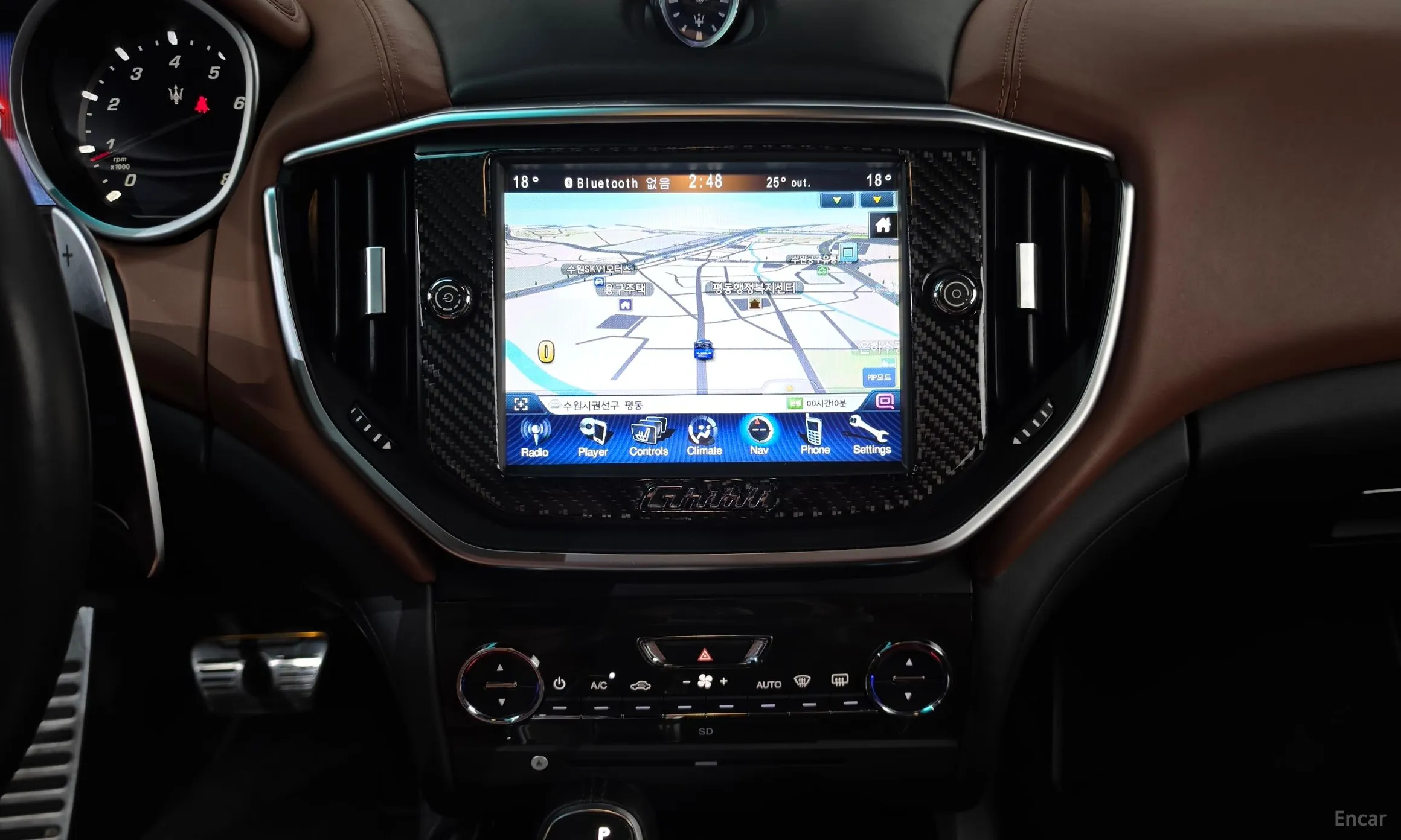 Maserati Ghibli превью 14