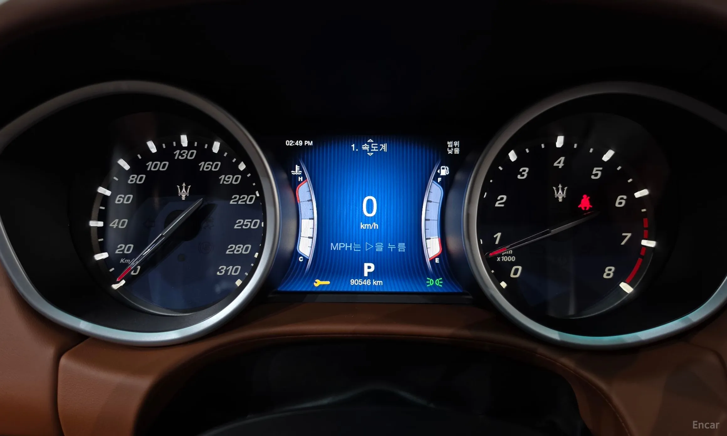 Maserati Ghibli превью 8