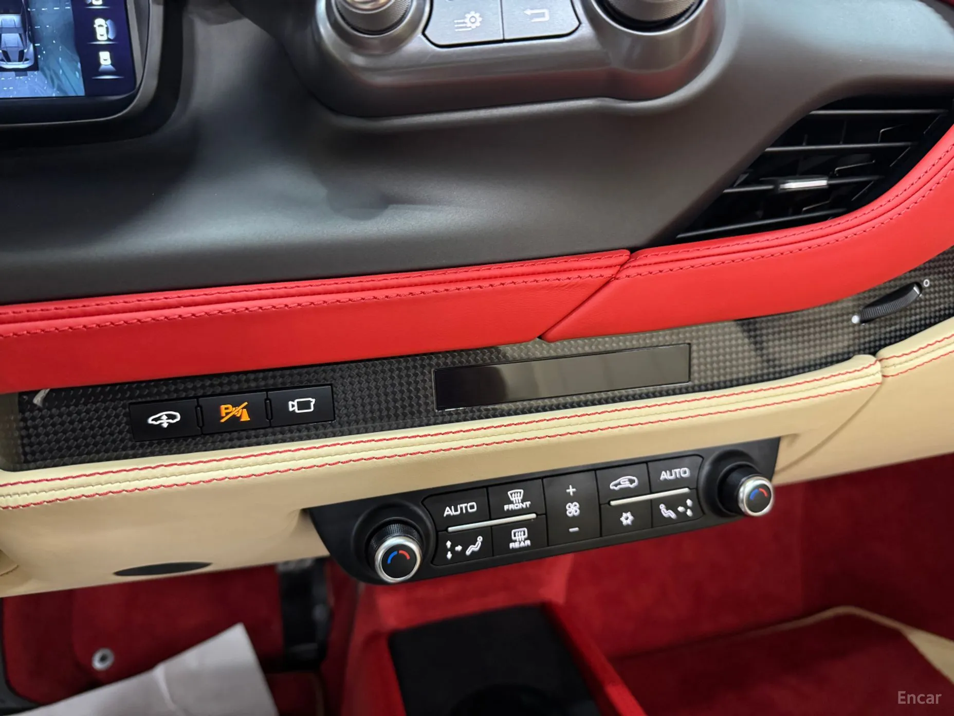 Ferrari F8 Spider превью 15