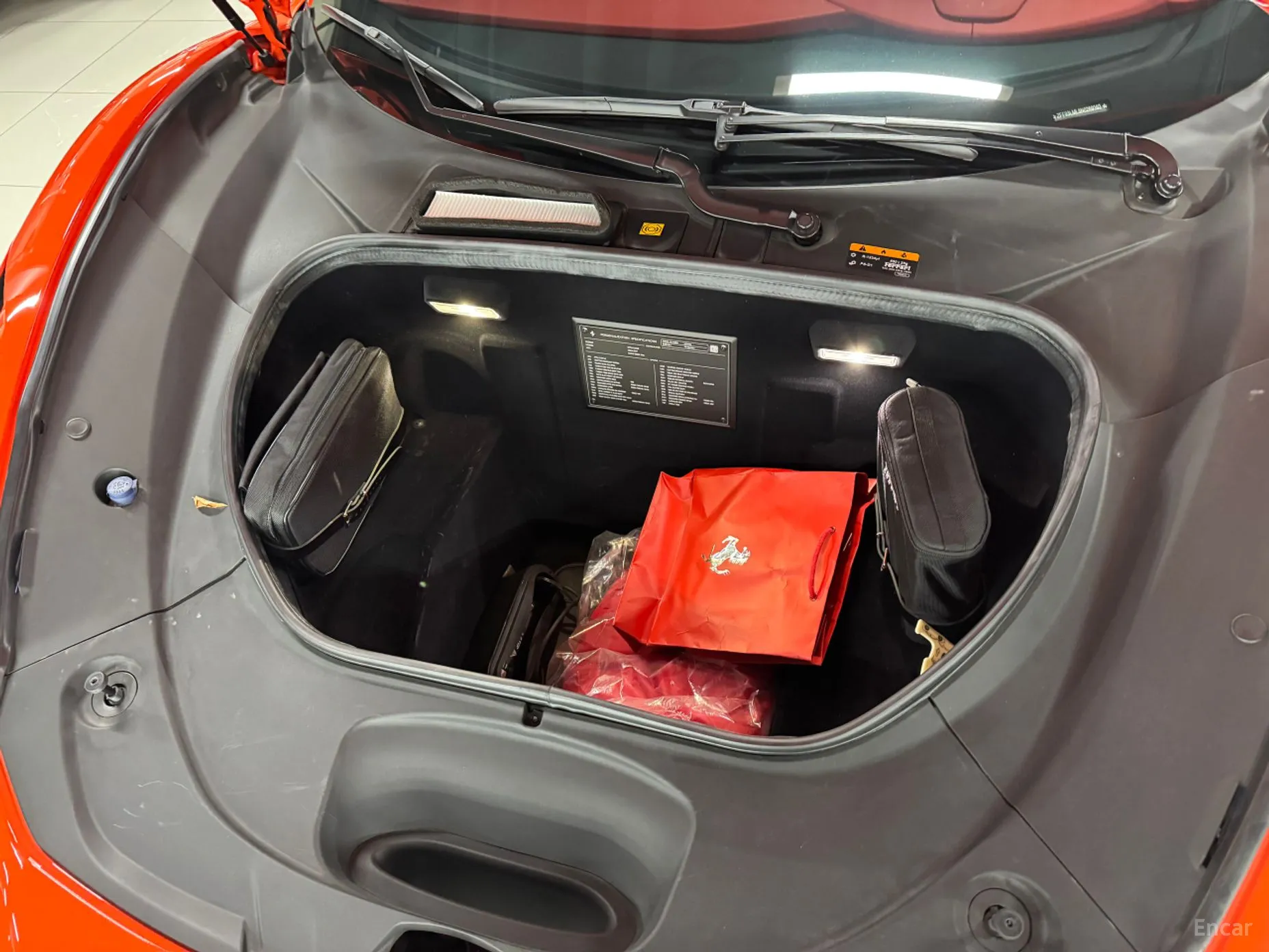 Ferrari F8 Spider превью 17