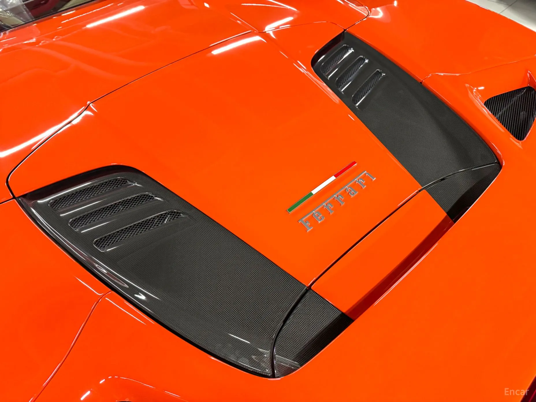 Ferrari F8 Spider превью 19