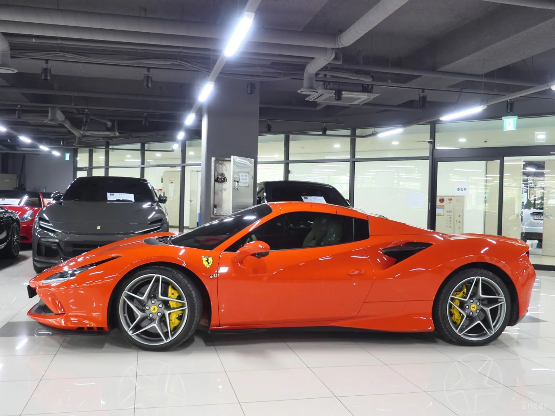 Ferrari F8 Spider превью 3