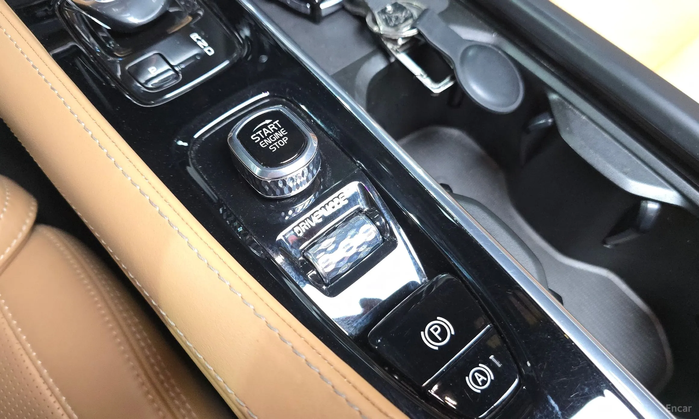 Volvo S90 превью 17