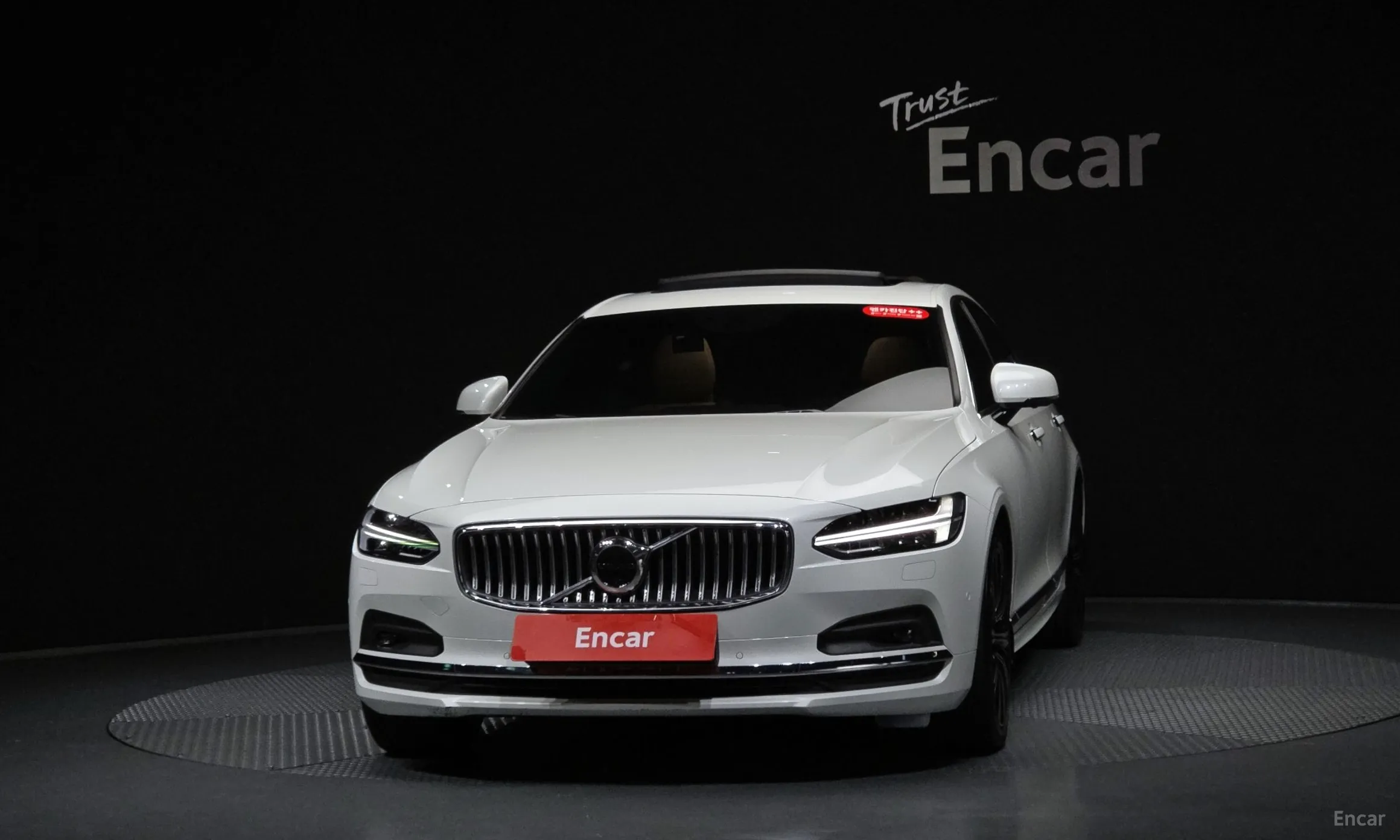 Volvo S90 превью 3