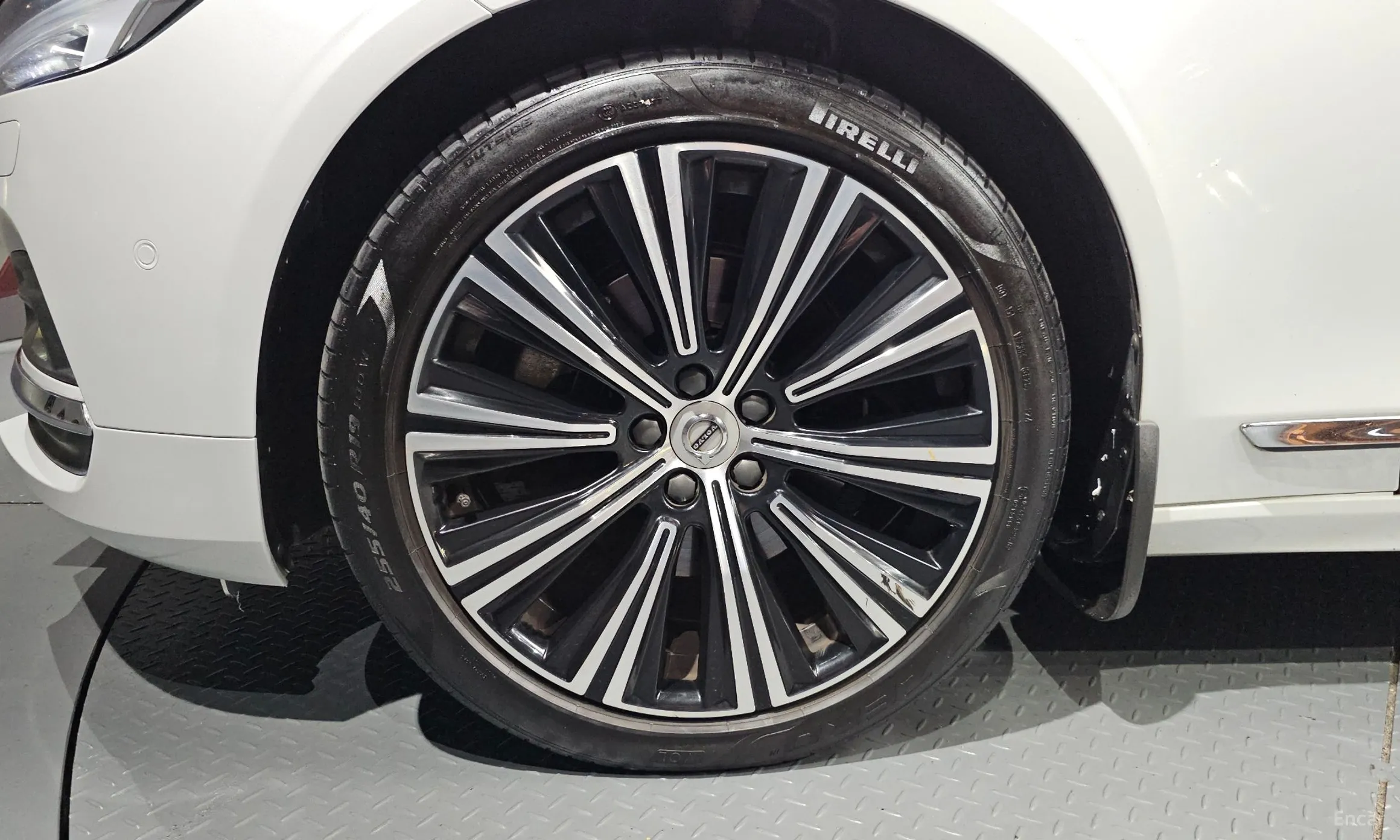 Volvo S90 превью 5