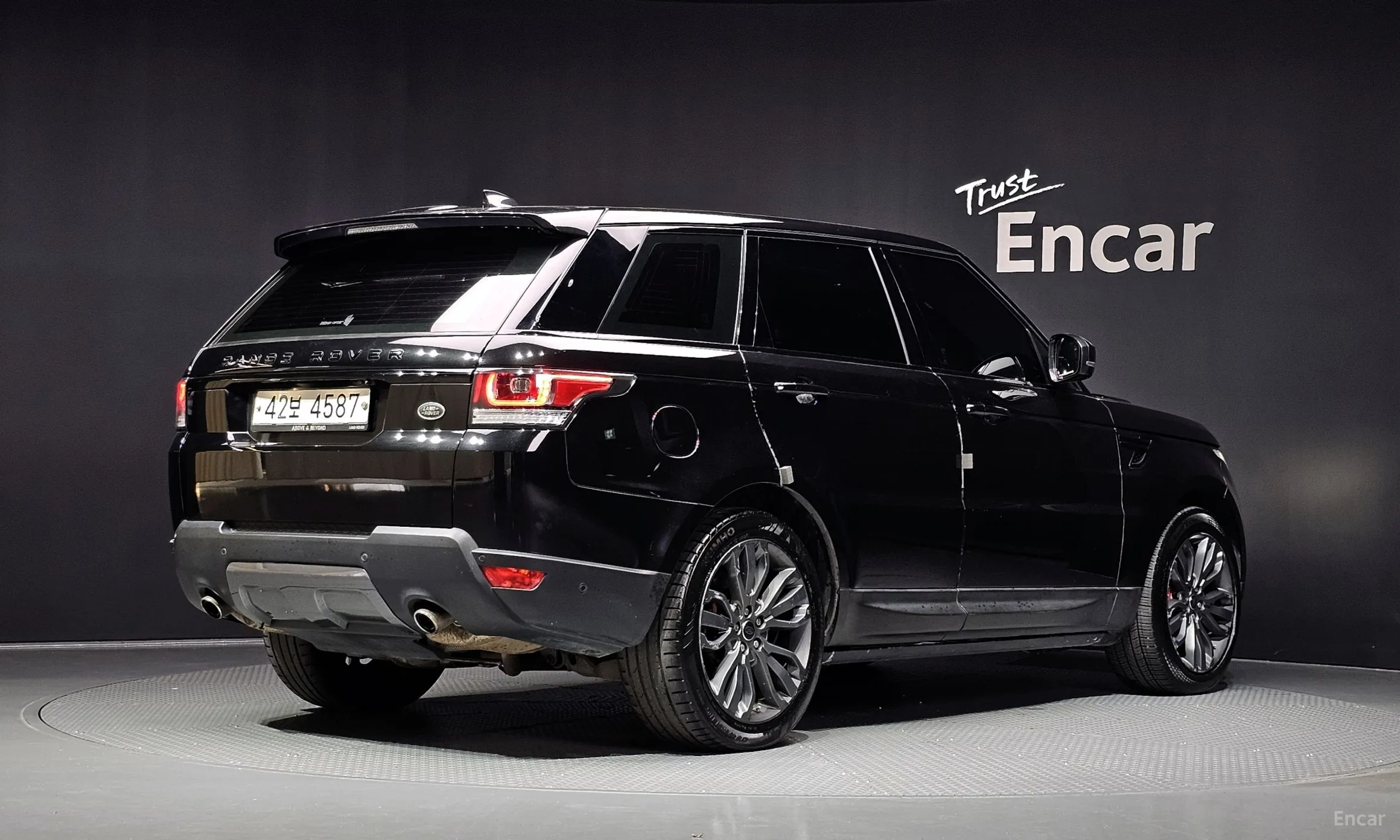 Land Rover Range Rover Sport 2nd Generation