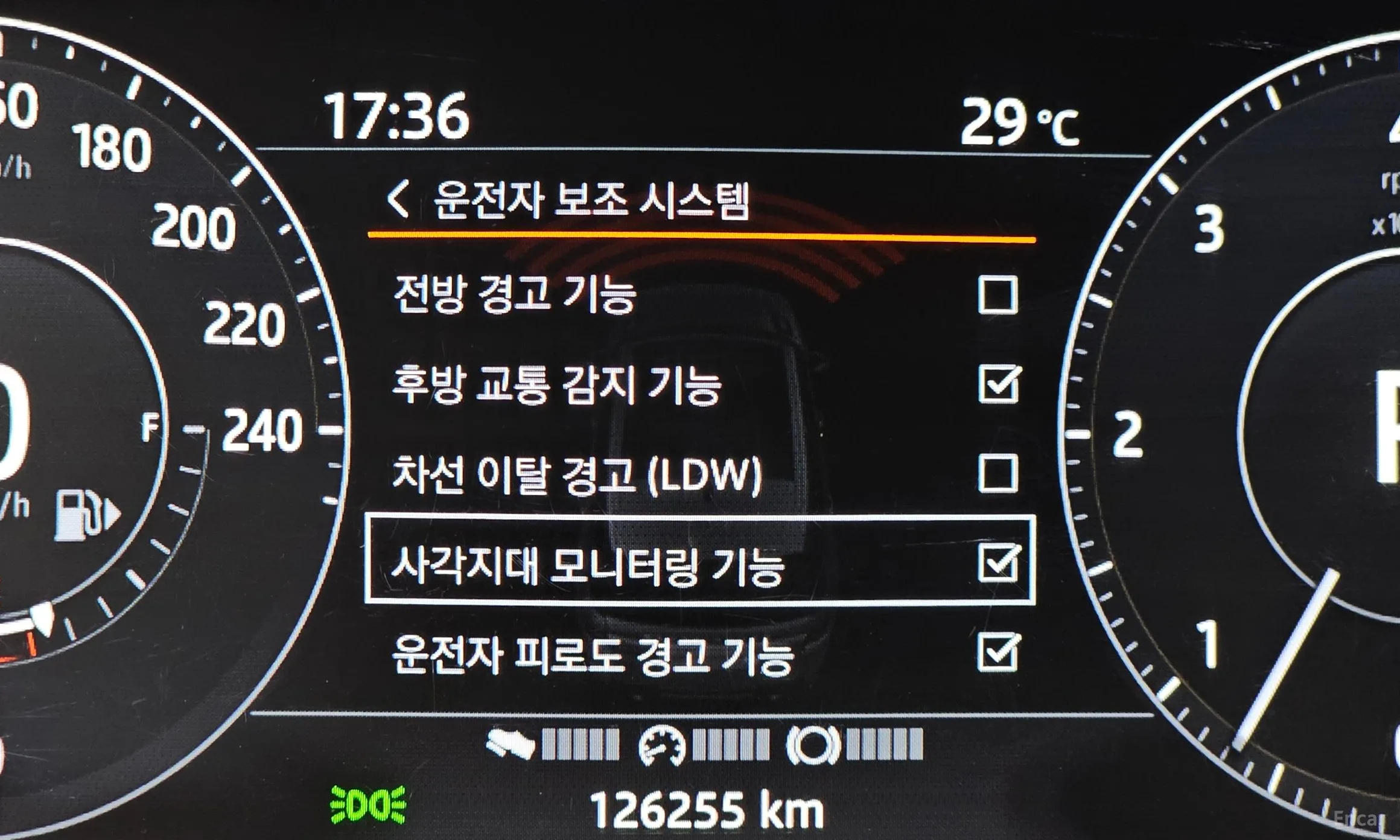 Land Rover Range Rover Sport 2nd Generation превью 16