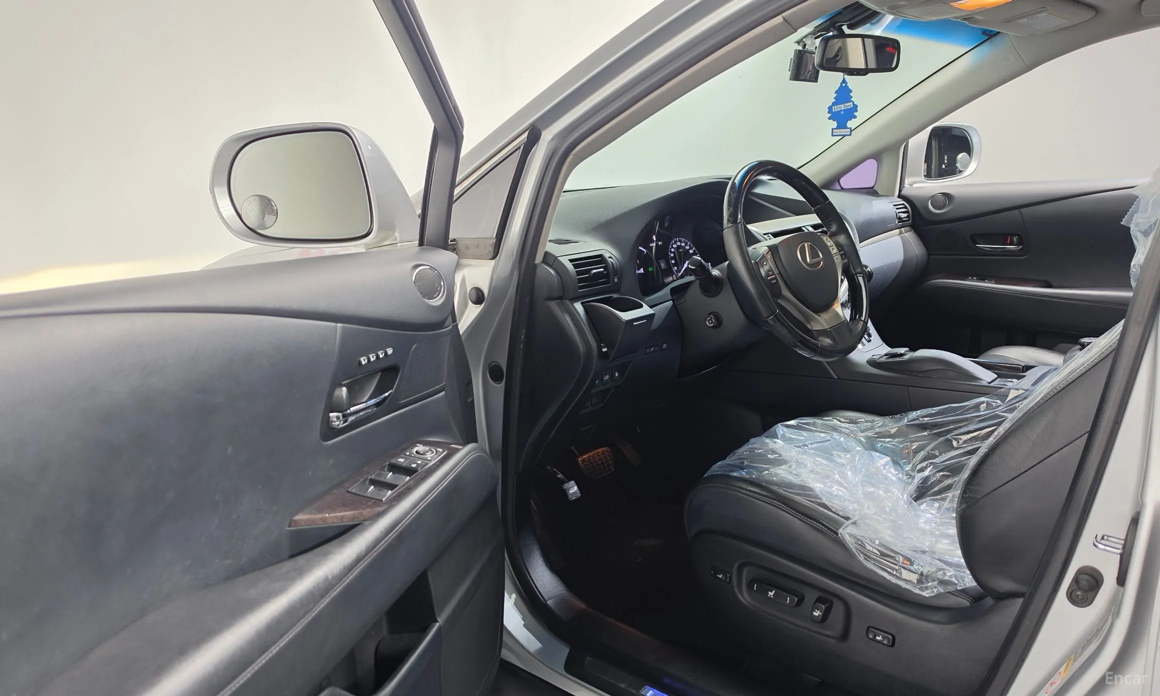 Lexus RX450h превью 10