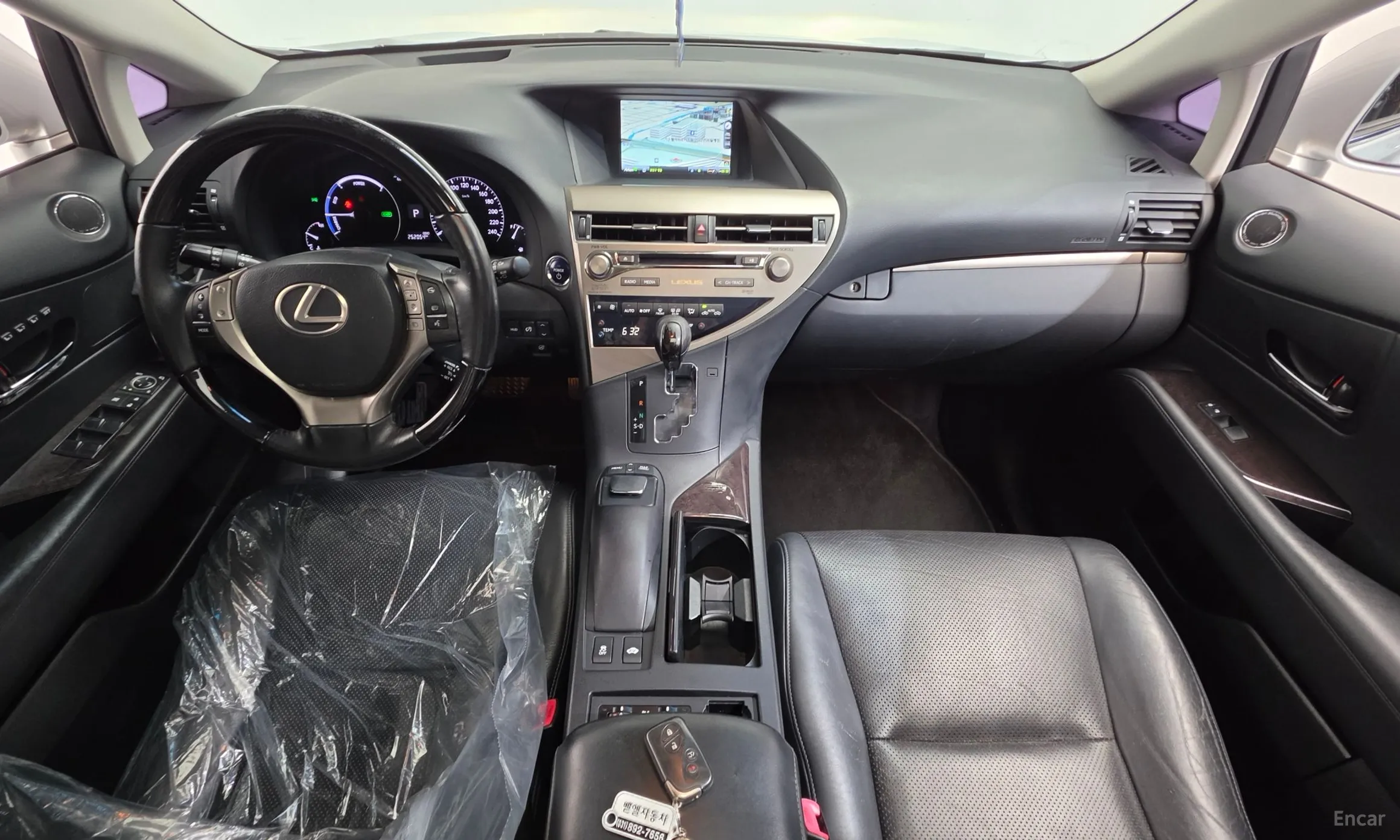 Lexus RX450h превью 7