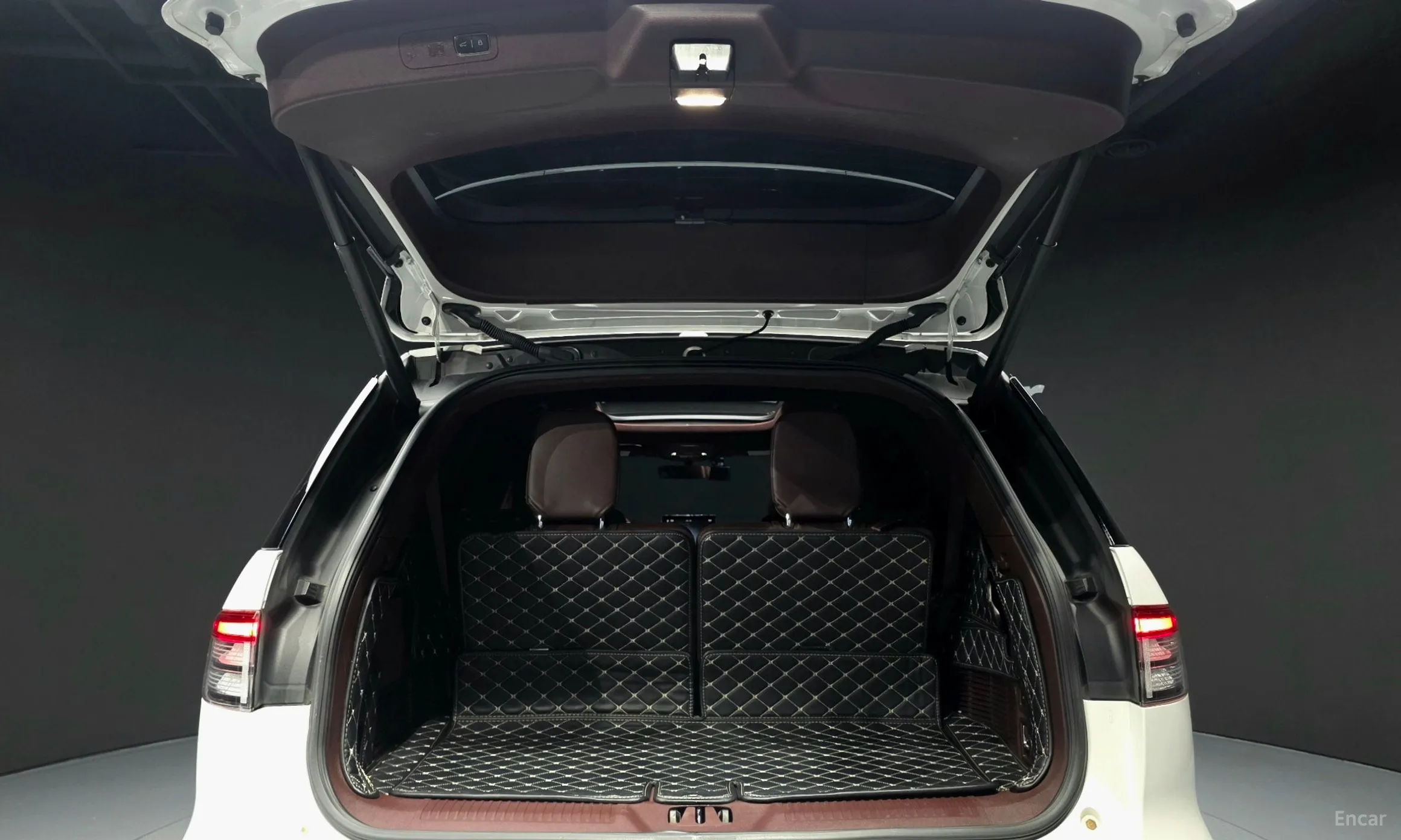 Lincoln Aviator 2nd Generation превью 19