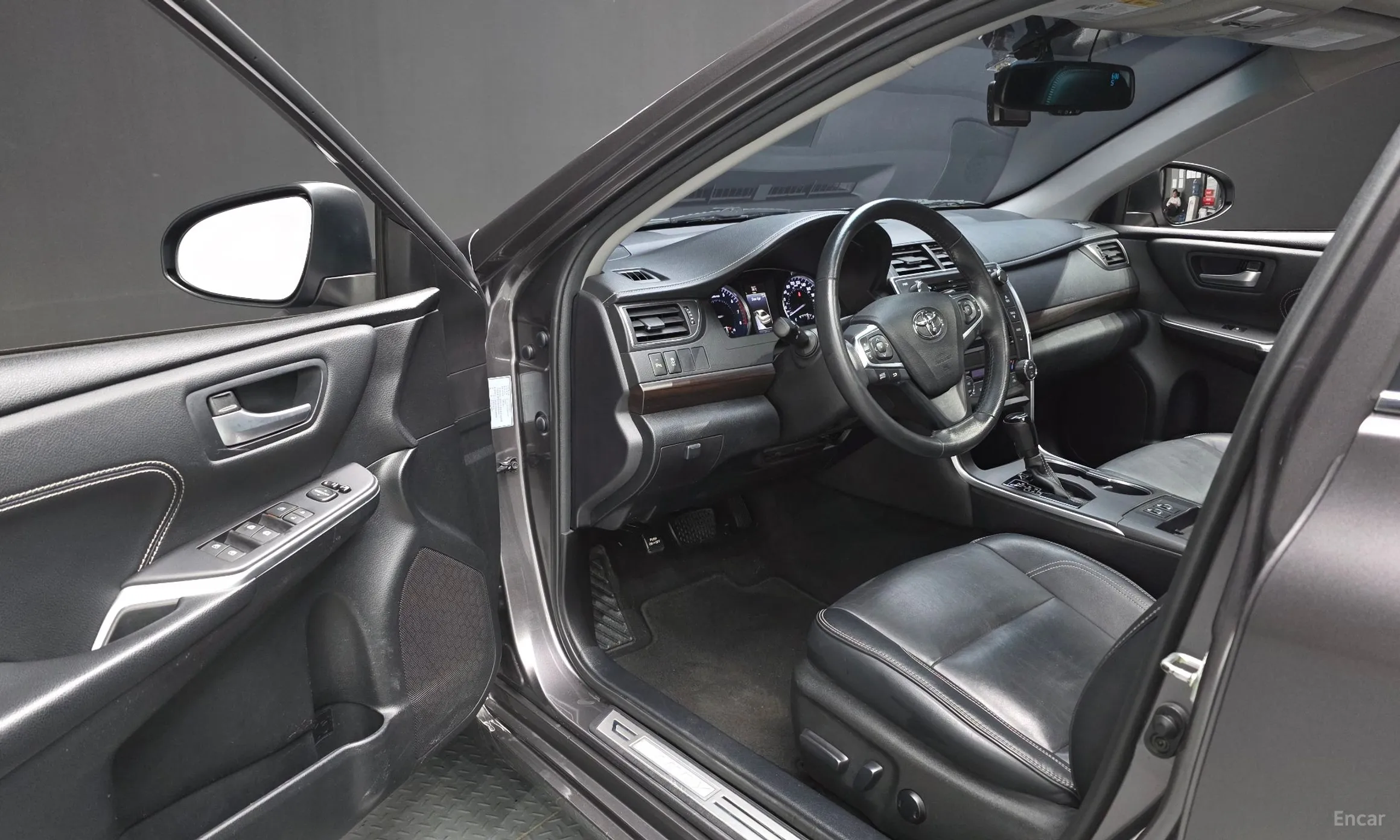 Toyota New Camry превью 10