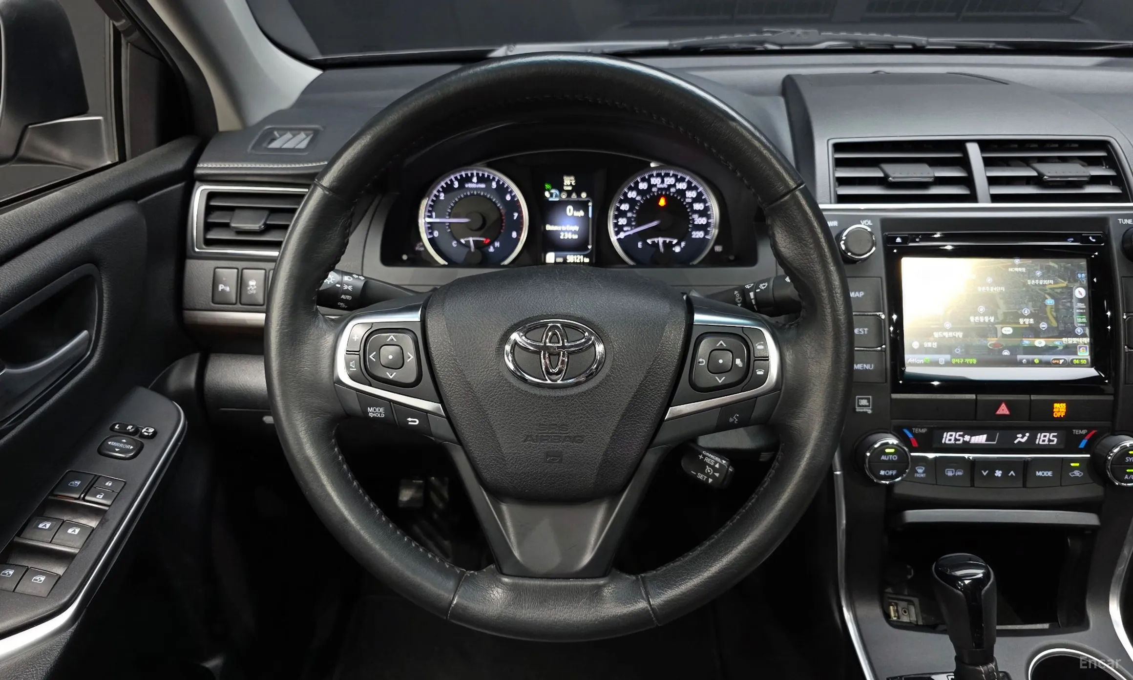 Toyota New Camry превью 14