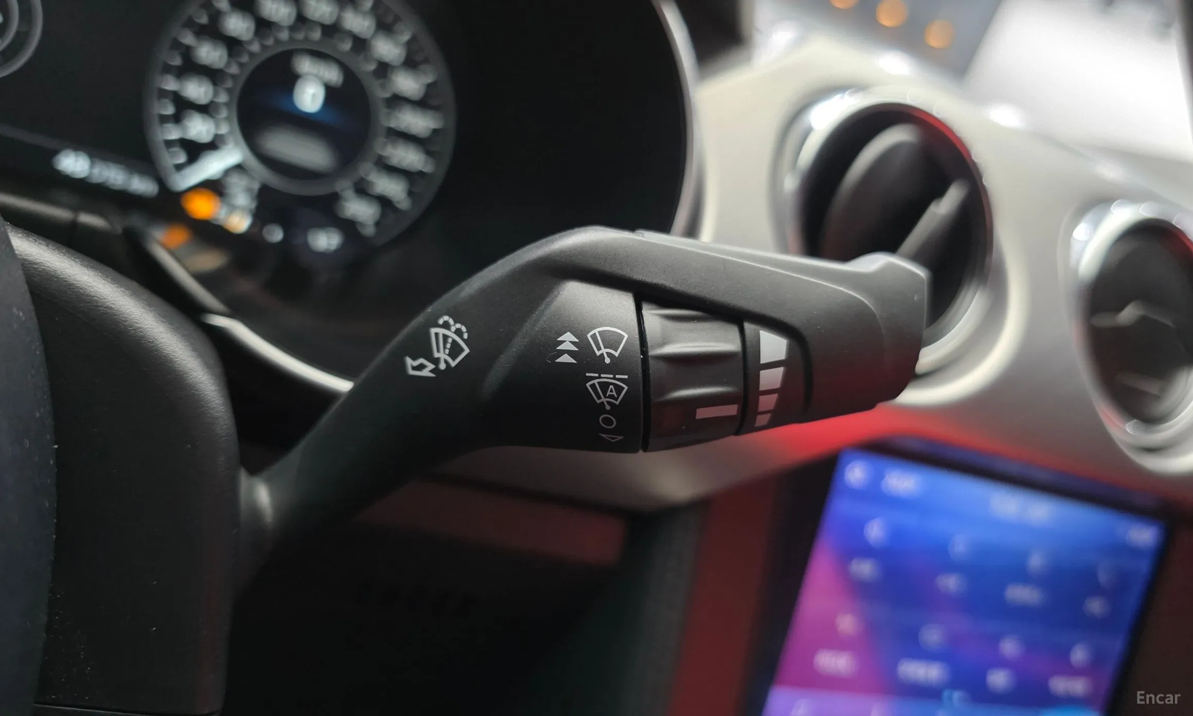 Ford Mustang превью 17